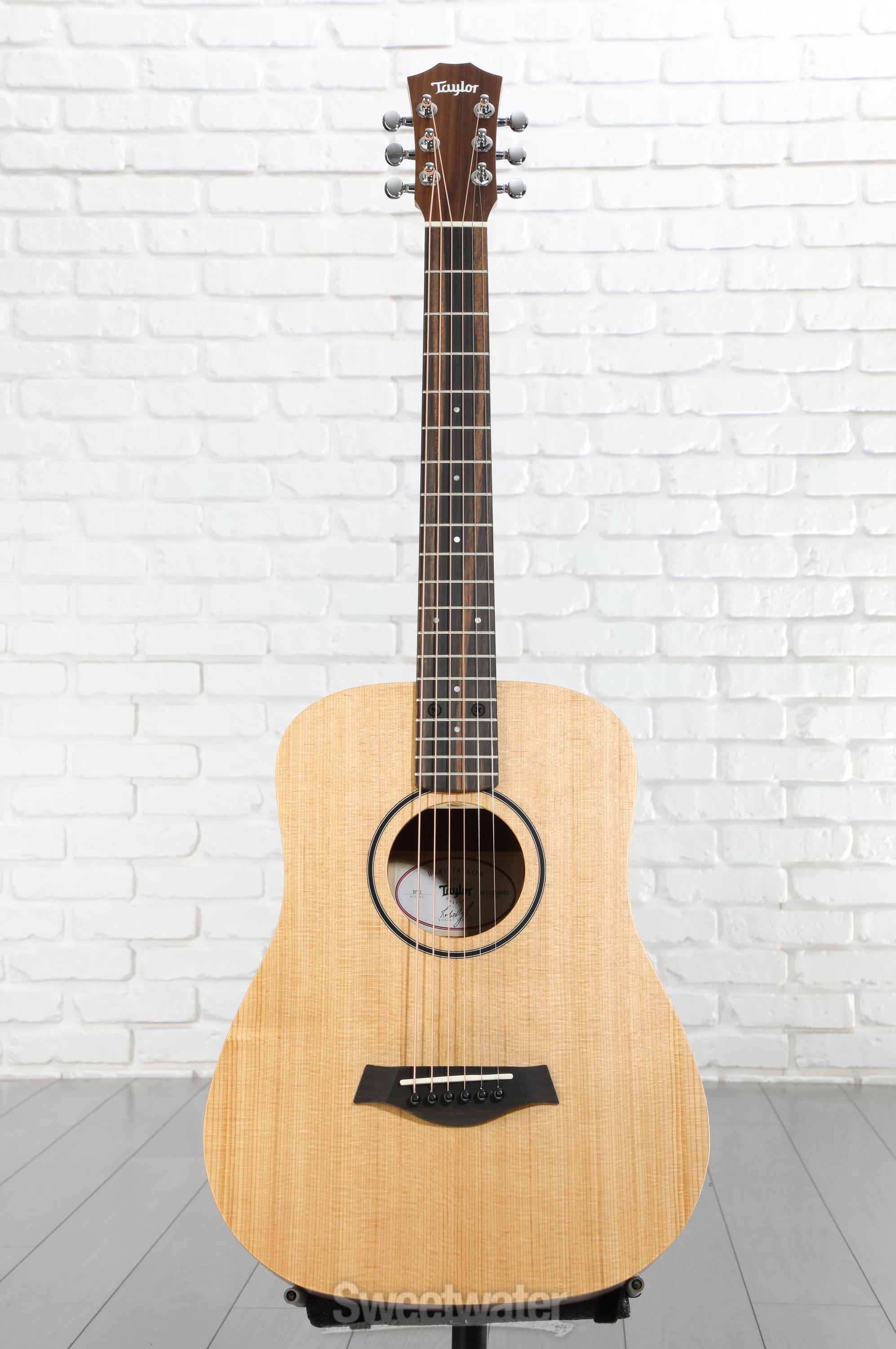 Taylor Baby Taylor BT1 Walnut Acoustic Guitar - Natural Sitka