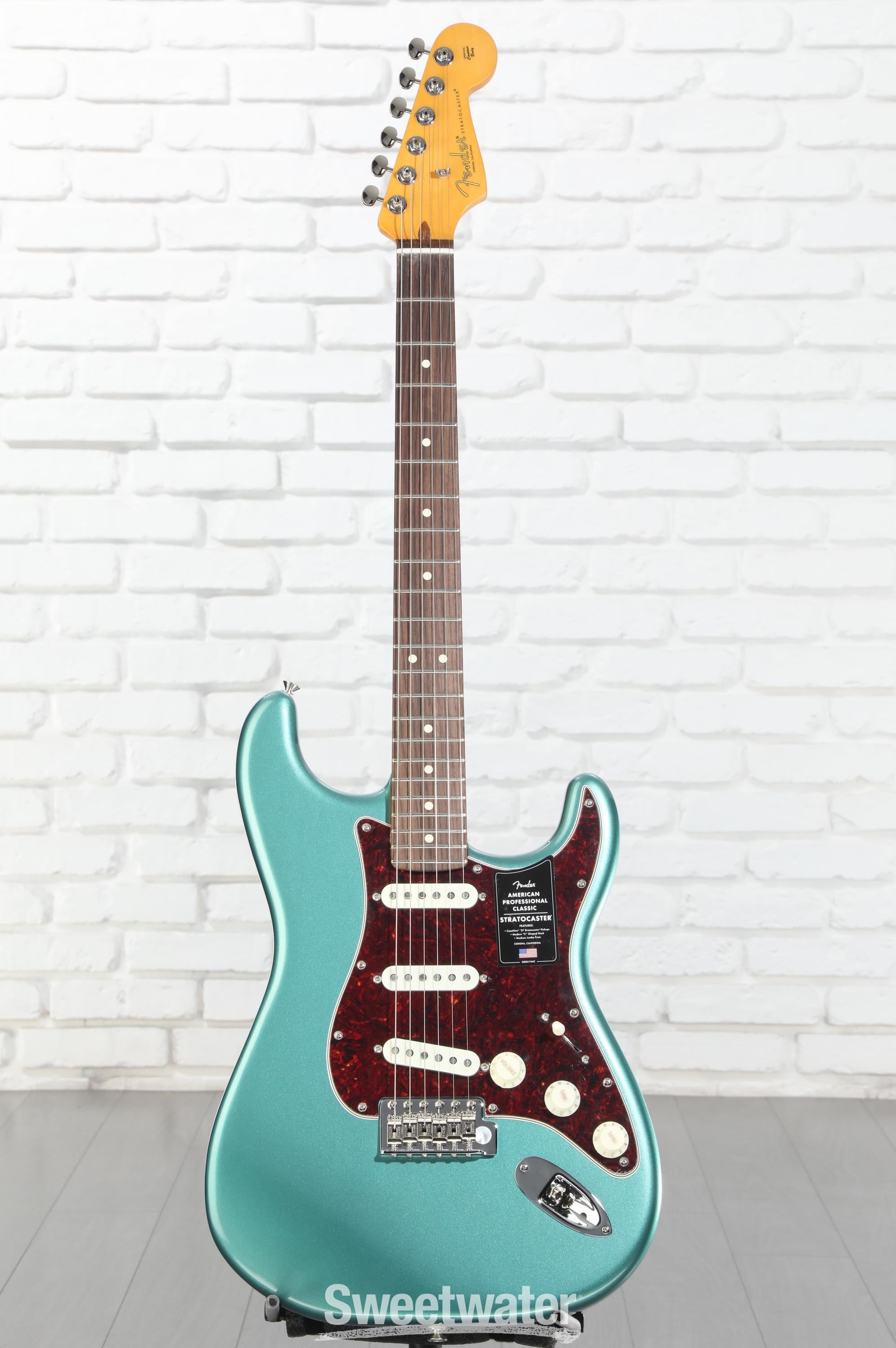 ギター Fender American professional strato Fender American Professional Classic Stratocaster Electric Guitar