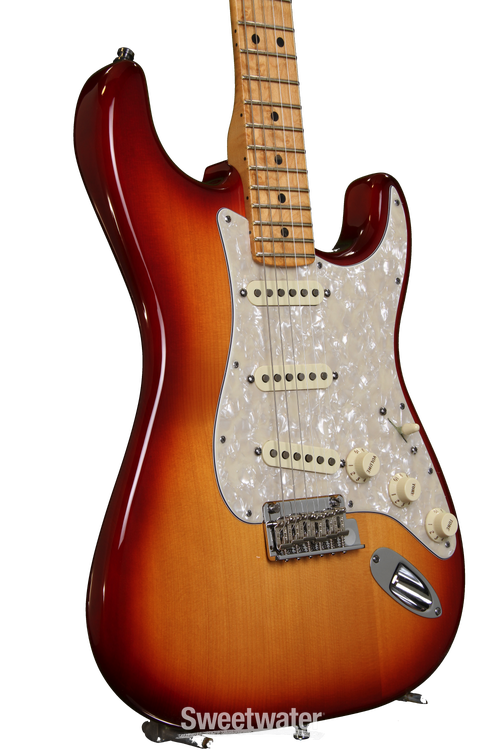Fender Select Port Orford Cedar Stratocaster - Sienna Sunburst