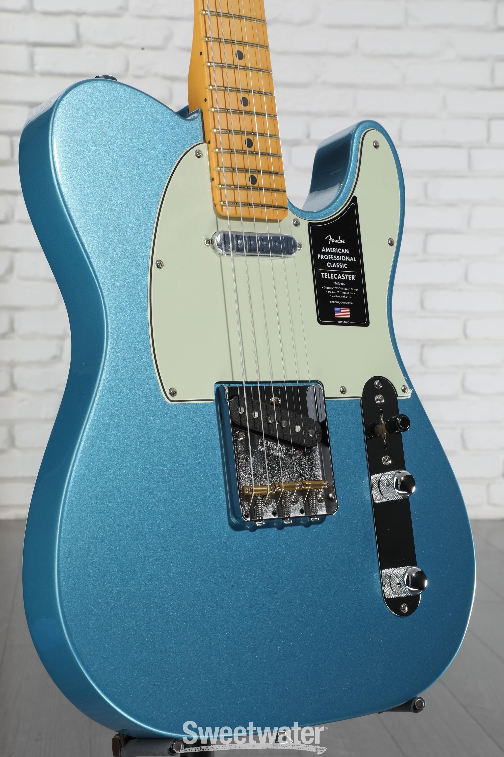 美品FenderTelecaster American professional Fender - American Professional Telecaster - Mystic Seafoam | Mass