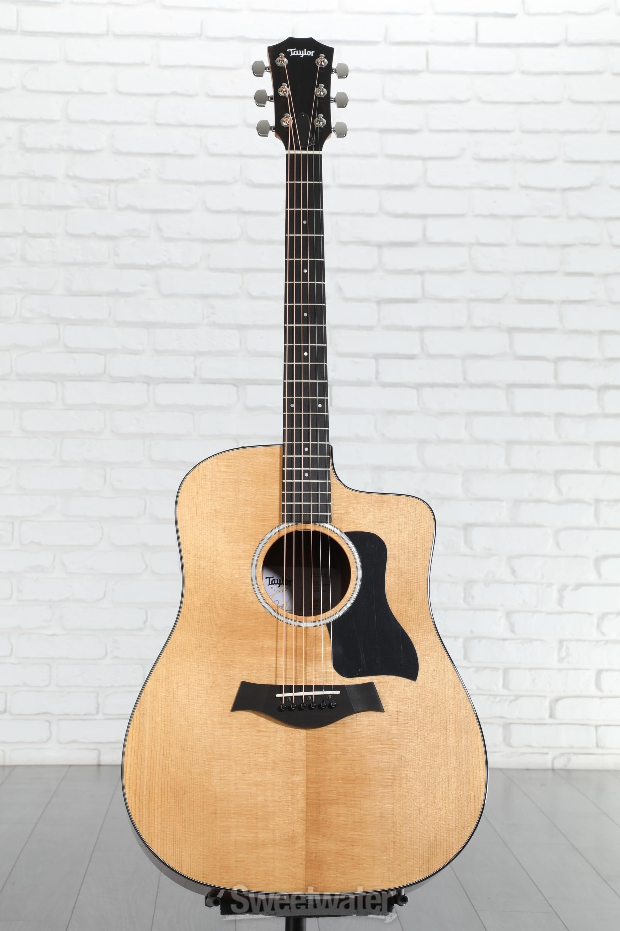 Taylor 210ce Plus Acoustic-electric Guitar - Natural | Sweetwater