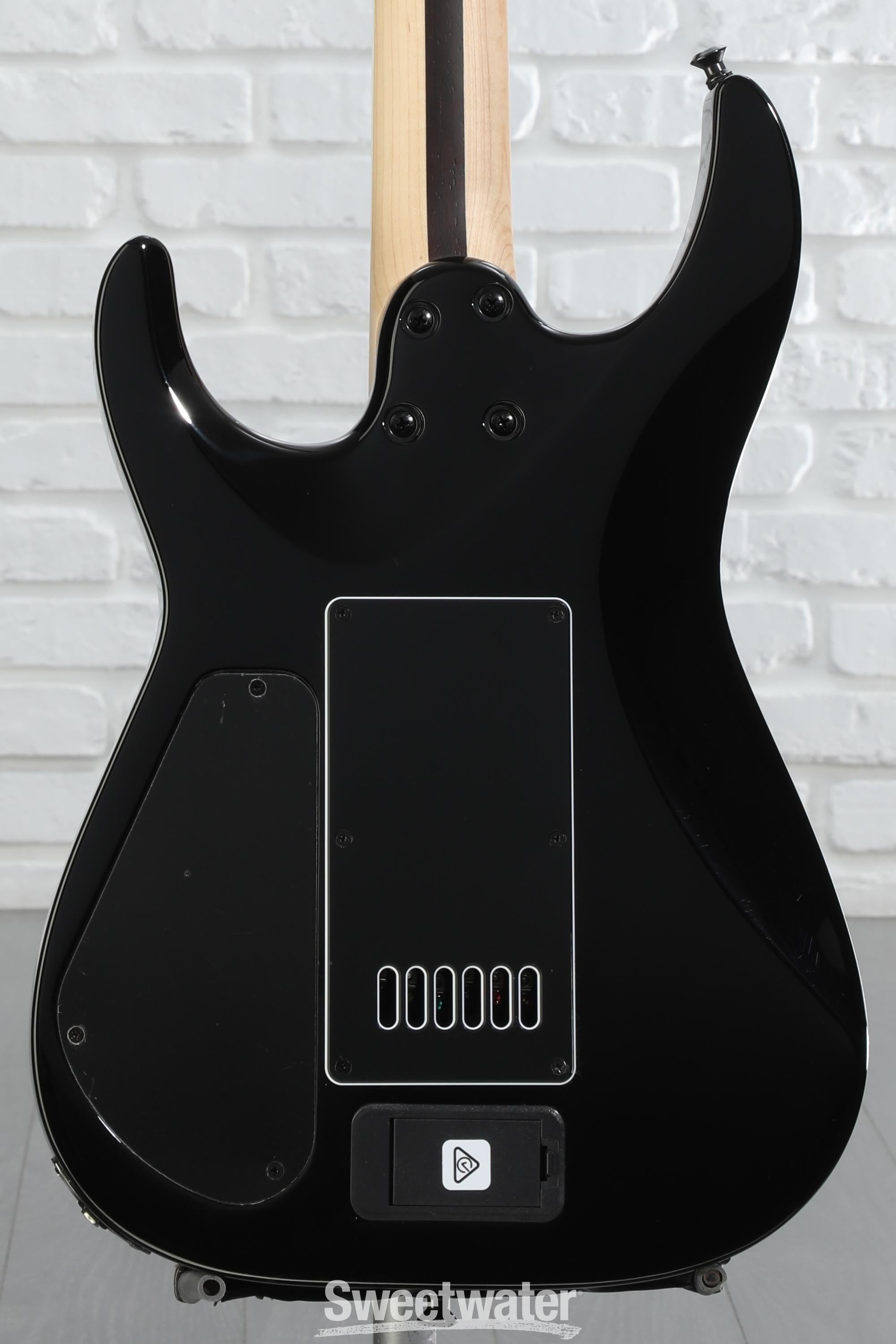 Jackson Pro Plus Series DK Modern EverTune 6 - Silver Jackson Pro Plus Series DK Modern EverTune 6 - Silver