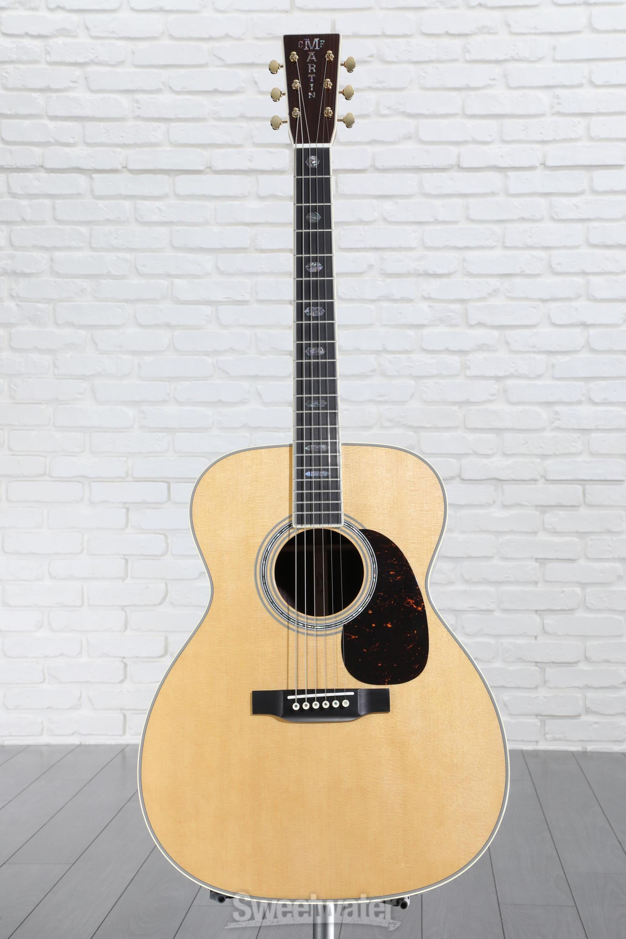 Martin J-40 Jumbo Acoustic Guitar - Natural | Sweetwater