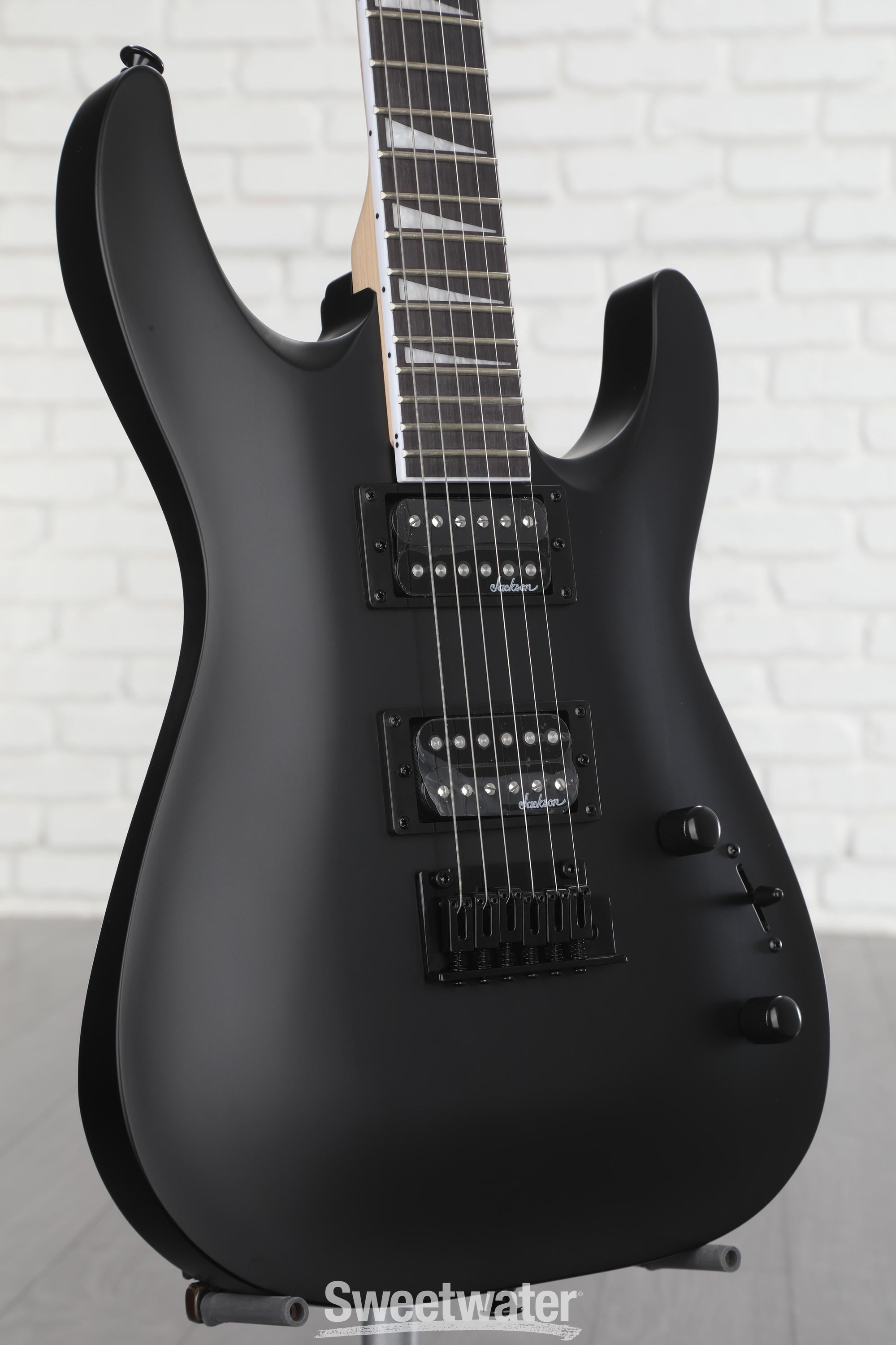 Jackson Dinky Arch Top JS22 DKA - Satin Black | Sweetwater