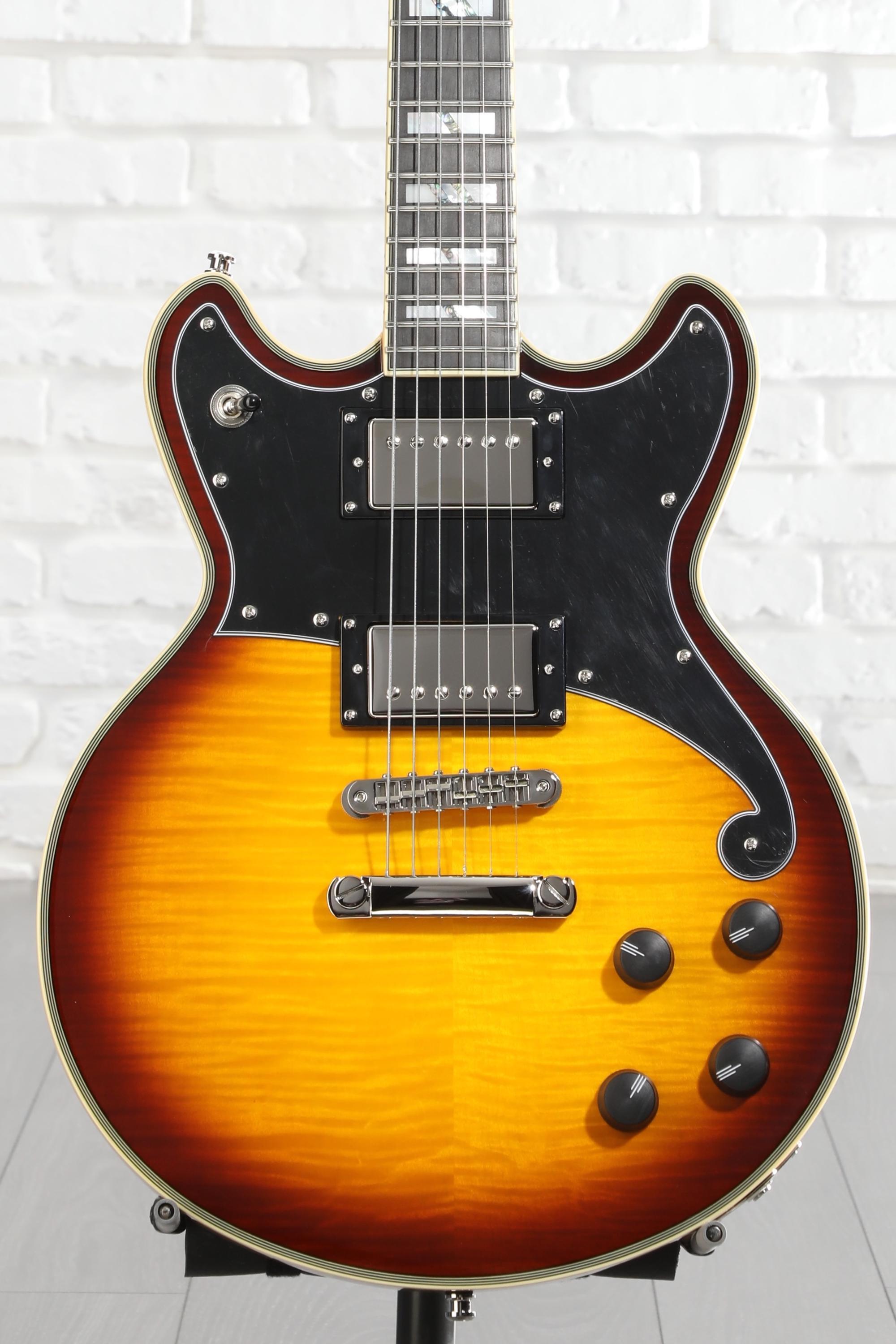 D'Angelico Deluxe Brighton Electric Guitar - Vintage Sunburst with