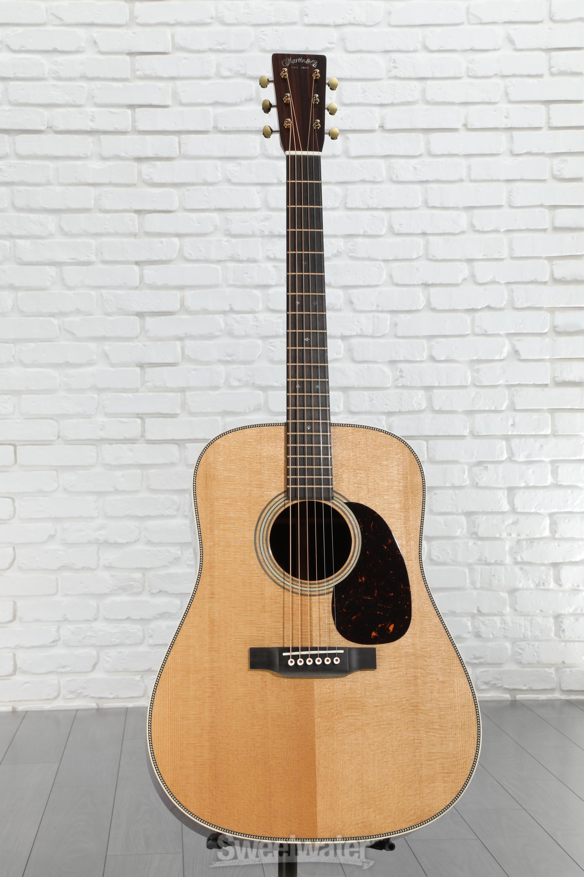 Martin & Co　D-28 Martin D-28 Satin Acoustic Guitar | Martin Guitar