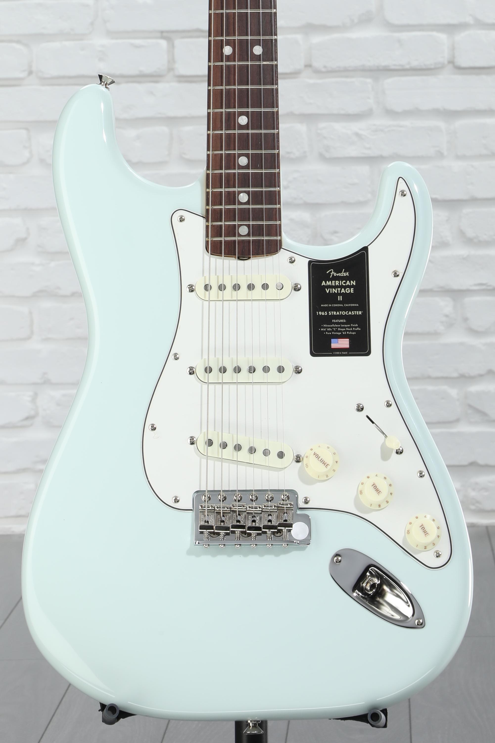 Fender New American Vintage 1965ストラト Fender American Vintage II 1965 Stratocaster Electric Guitar