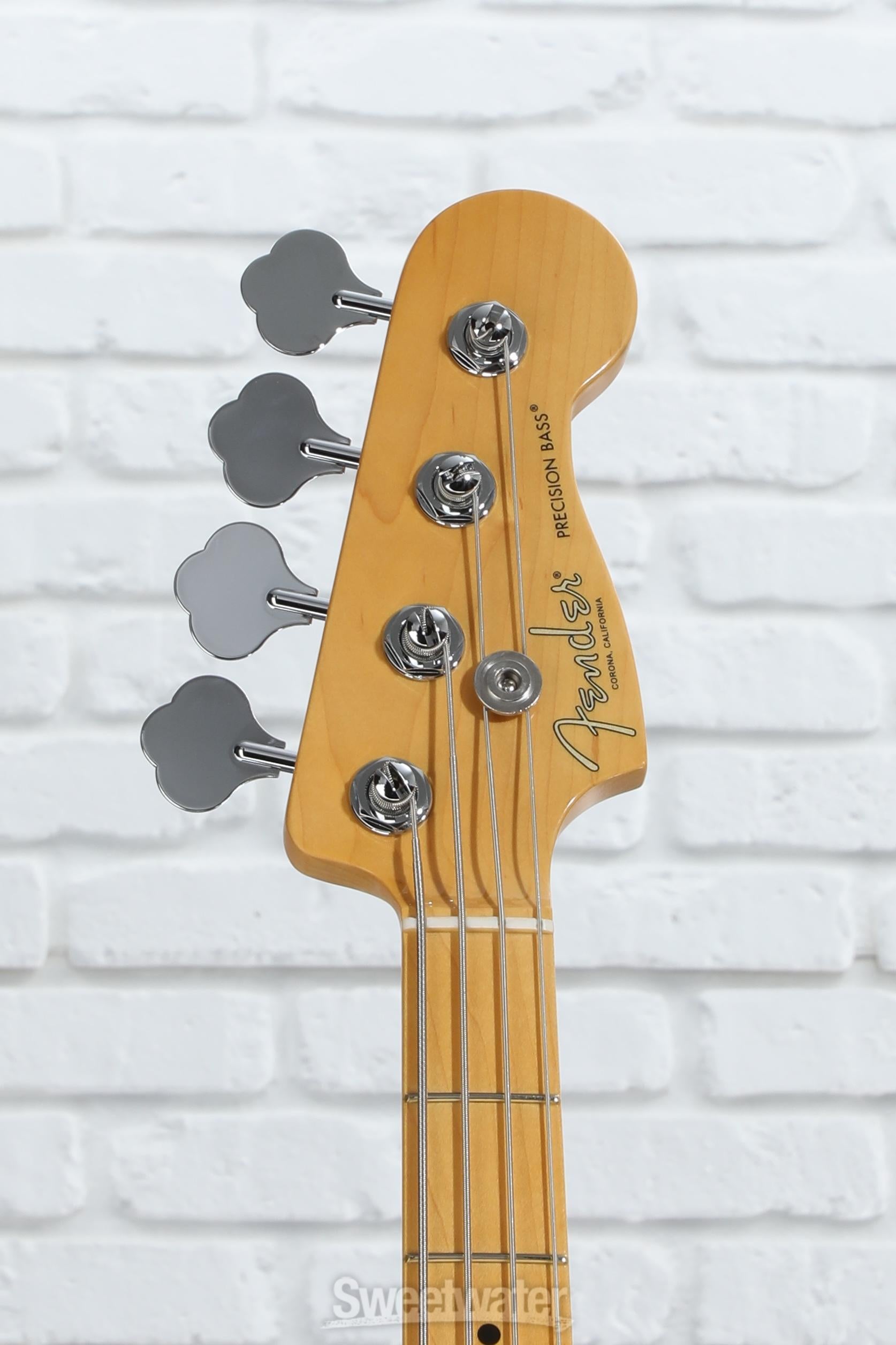 Fender American Professional II Precision Bass - Black with Maple Fingerboard