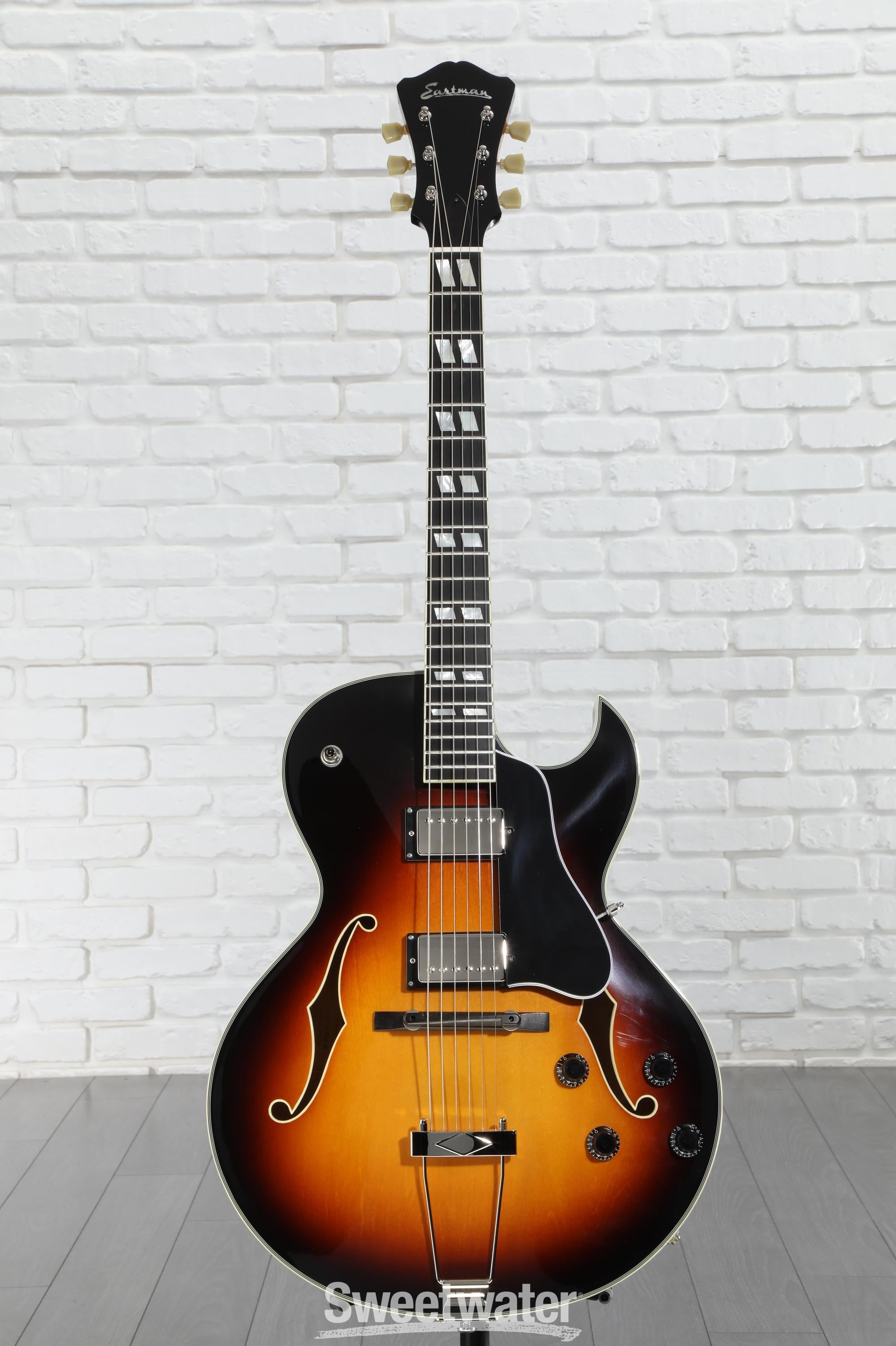 Eastman Guitars AR372CE Archtop Hollowbody Electric Guitar