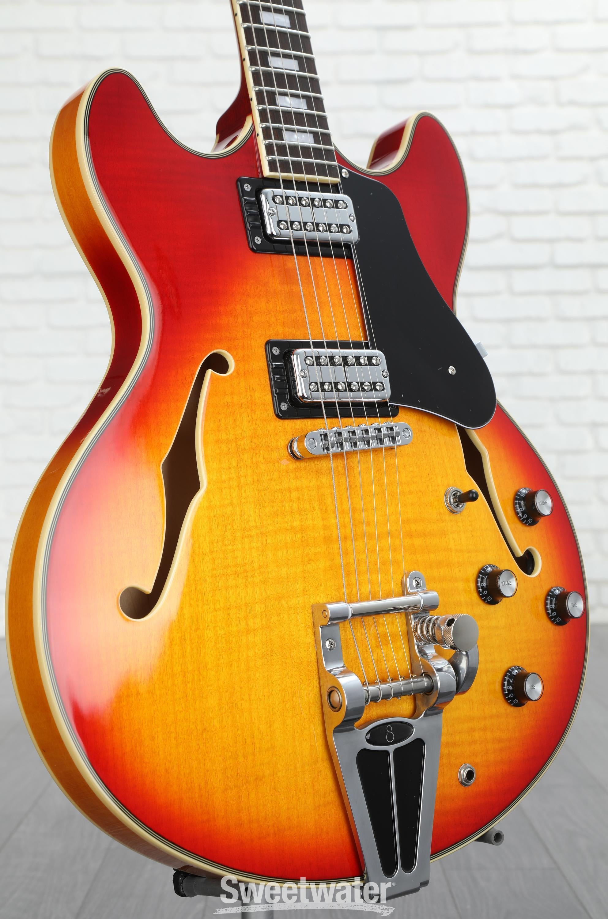Sire Larry Carlton H7T Semi-hollowbody Guitar - Cherry