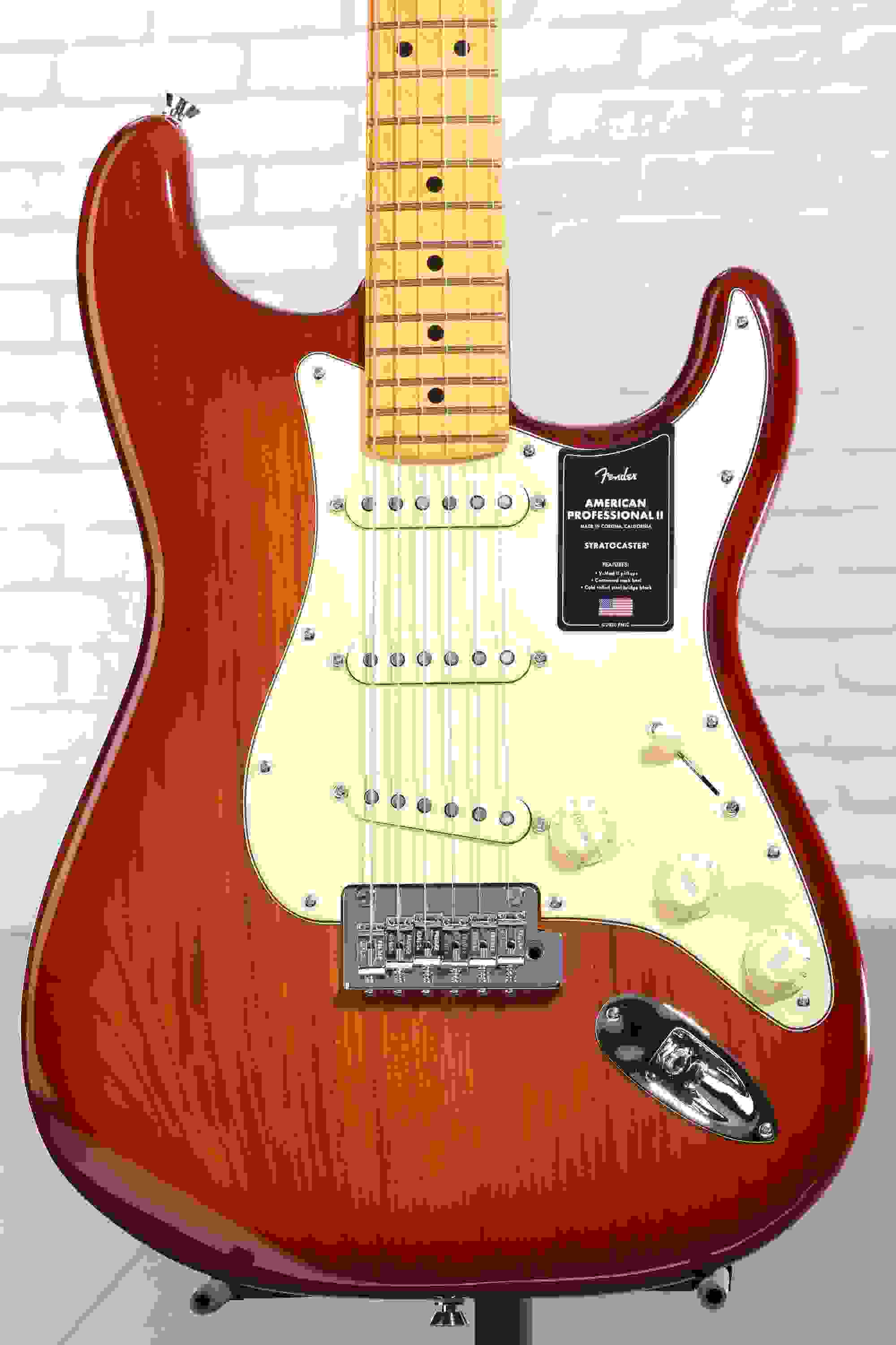 Fender American Professional II Stratocaster - Sienna Sunburst with Maple Fingerboard