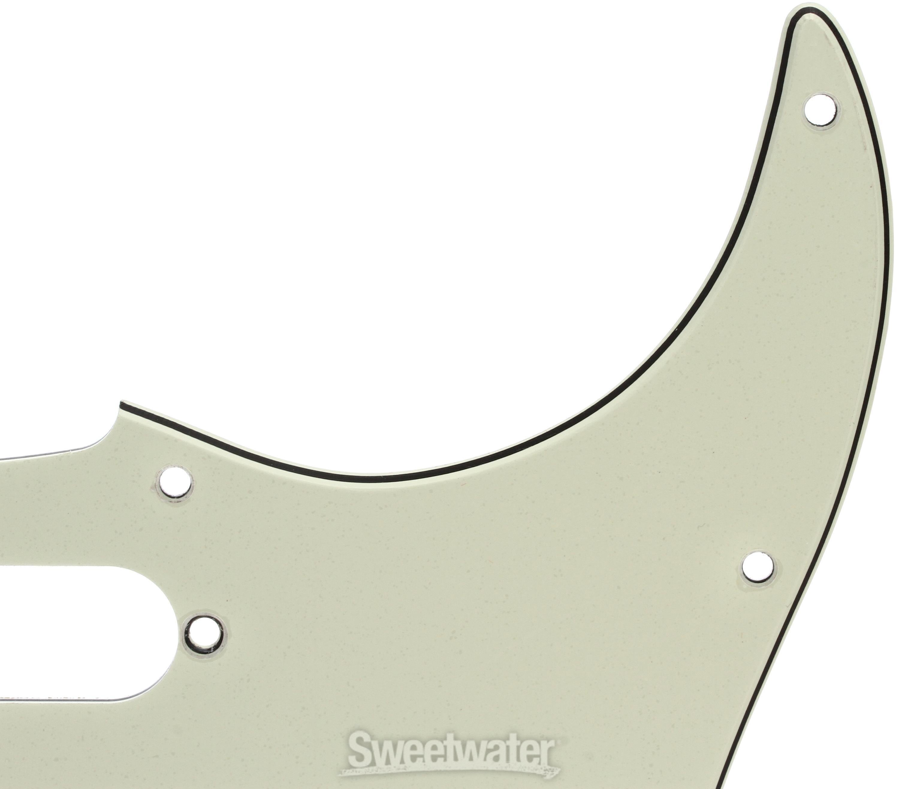Amazon.com: Fender Vintage-Style Pickguard, 60's