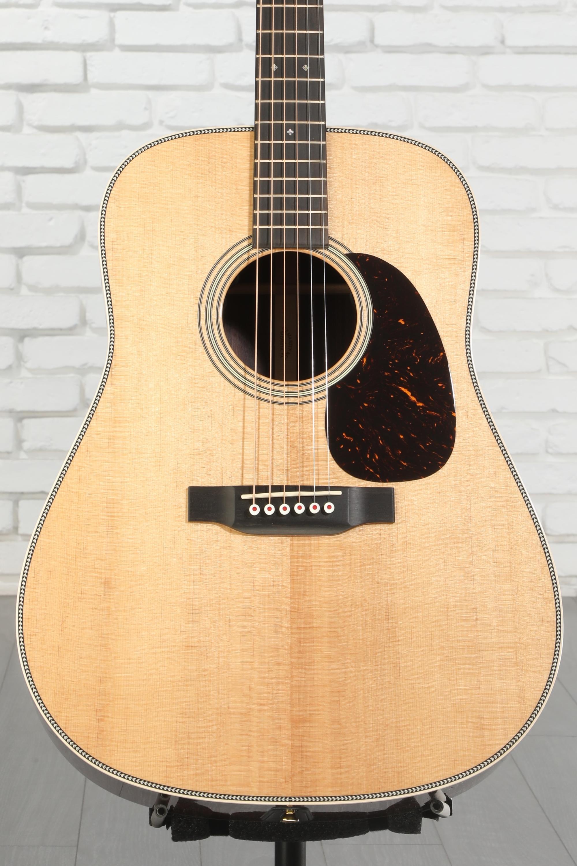 Martin D-28E Modern Deluxe Acoustic-electric Guitar - Natural