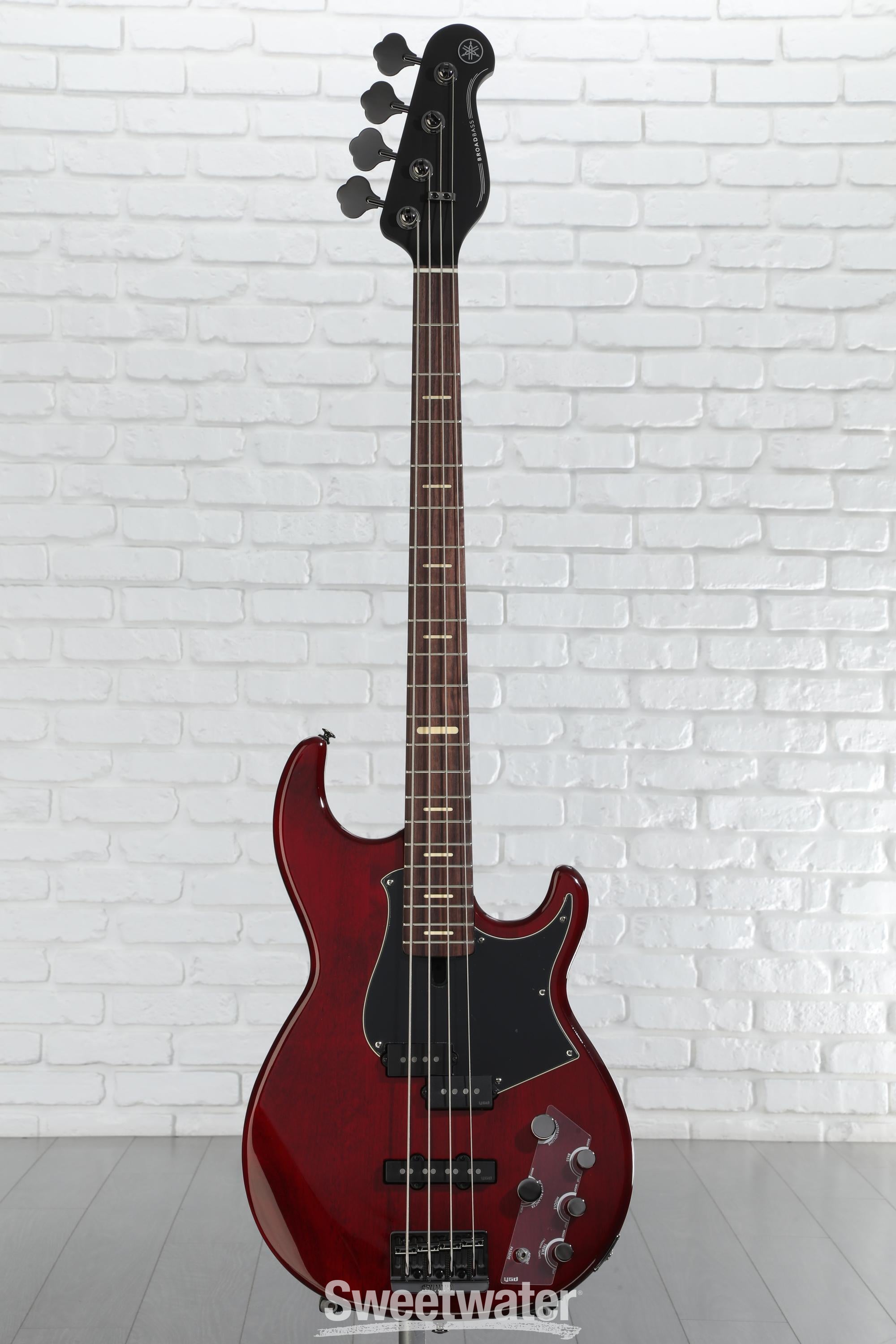 Yamaha BB734A Bass Guitar with Bag