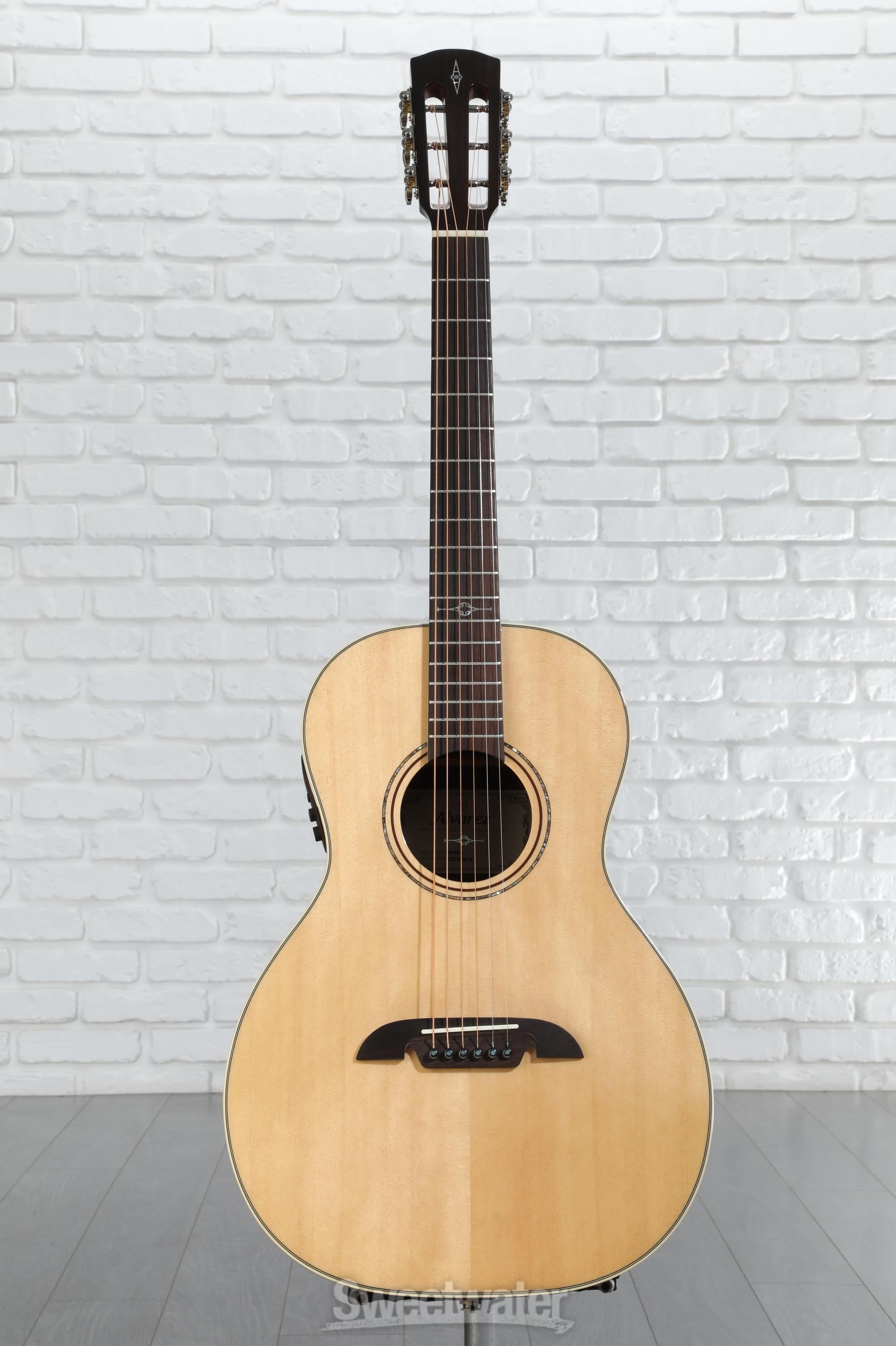 豊富なギフト Alvarez アルバレス/アコースティックギター/AP70/E15110413/C ギター