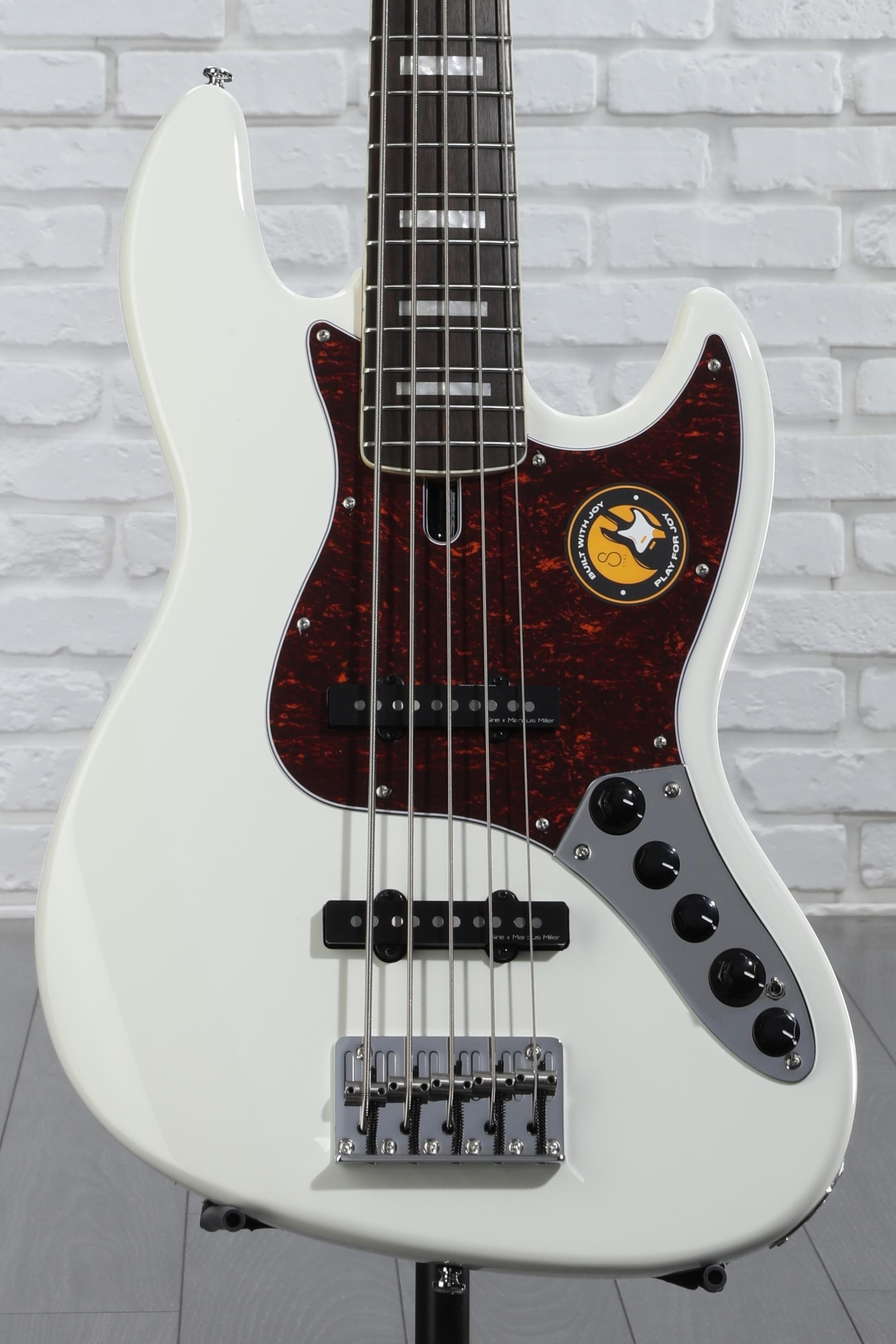 Sire V7 5弦 1st Gen（アルダー、アンティークホワイト） Sire Marcus Miller V7 Alder 5-string Bass Guitar - Antique White
