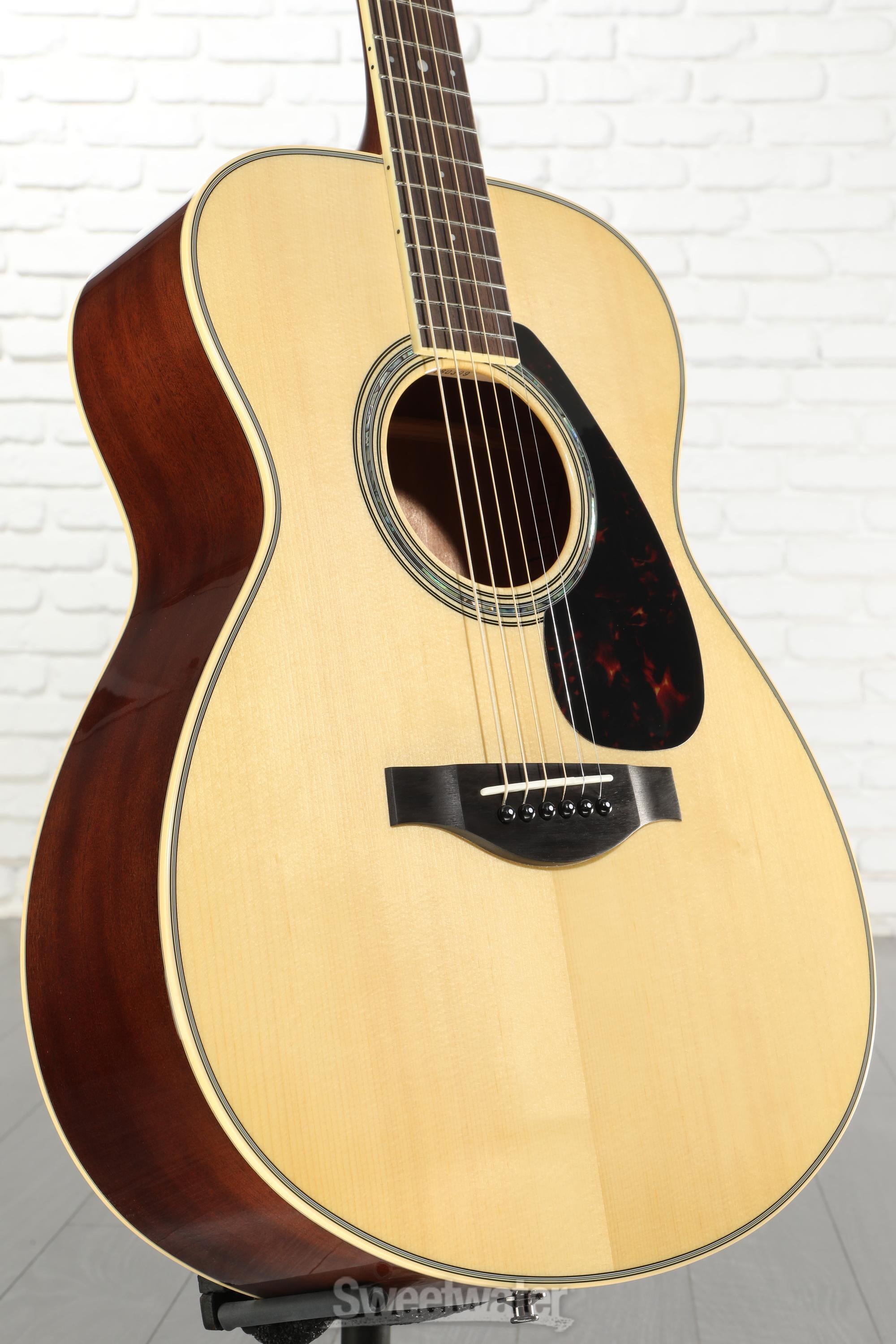 Yamaha LS6M ARE Concert Acoustic-electric Guitar - Natural