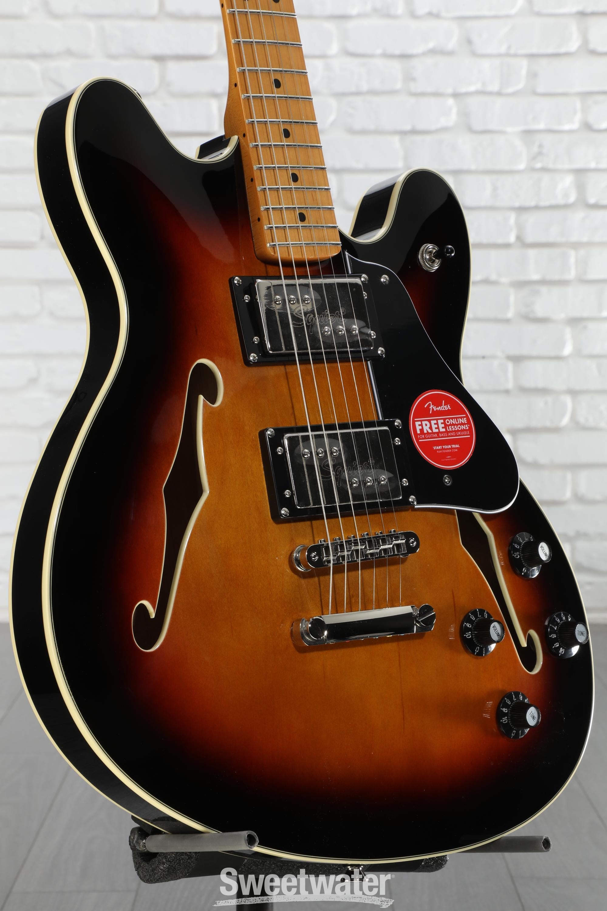 Squier Classic Vibe Starcaster Semi-hollowbody Electric Guitar - 3