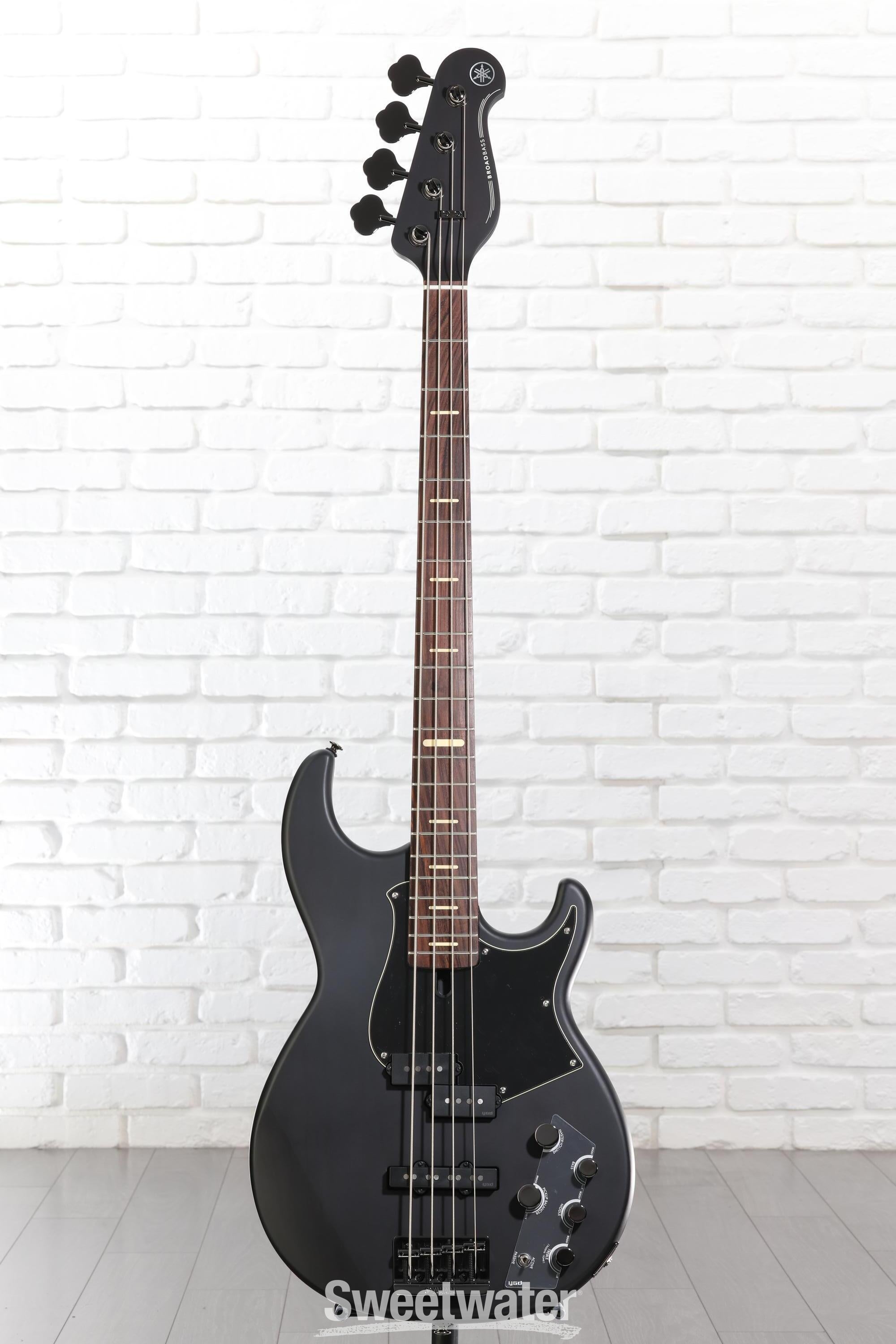 Yamaha BB734A 4-string Bass Guitar - Translucent Matte Black