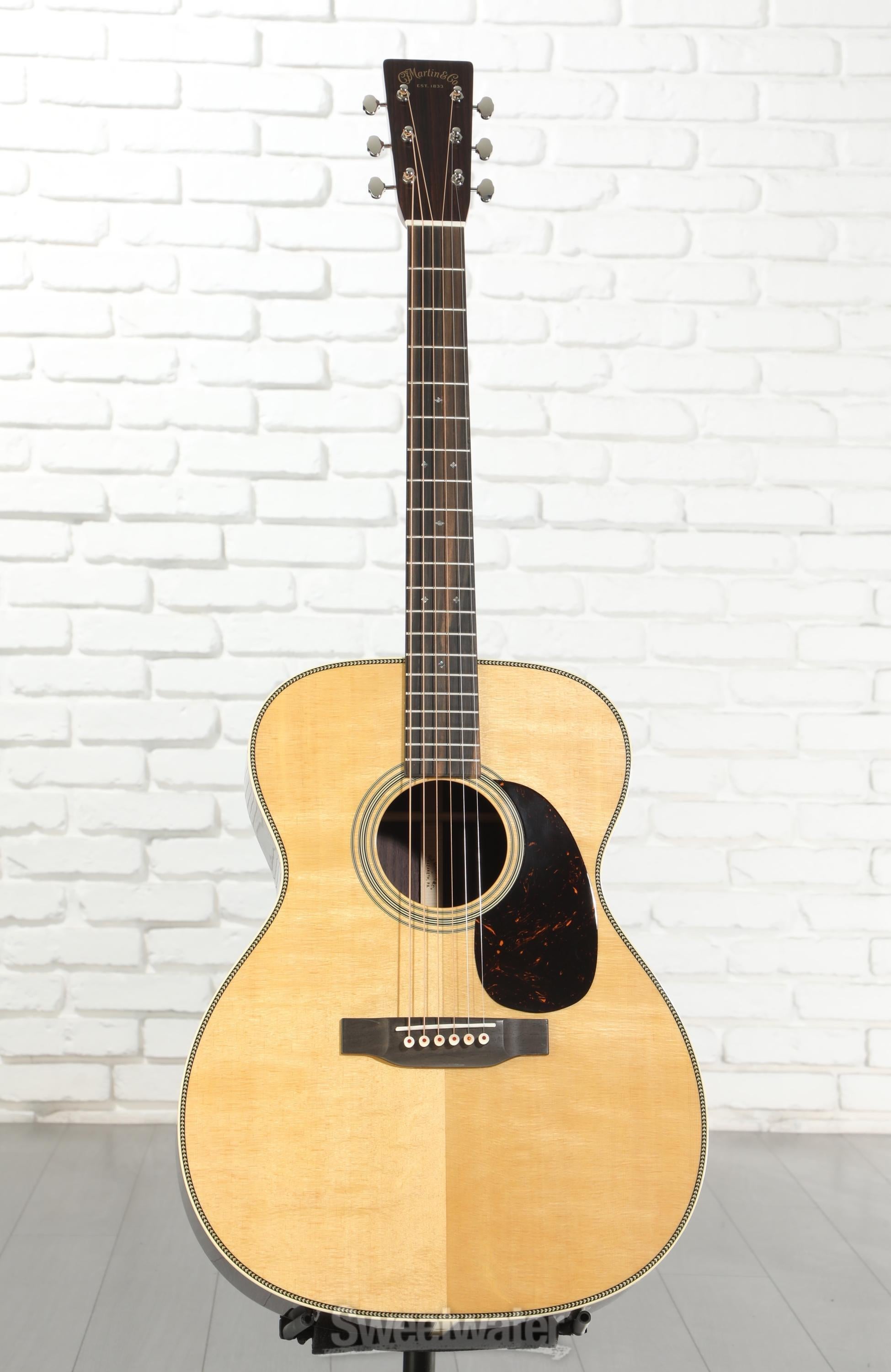 Martin 000-28 Standard Series Acoustic Guitar - Natural Aging