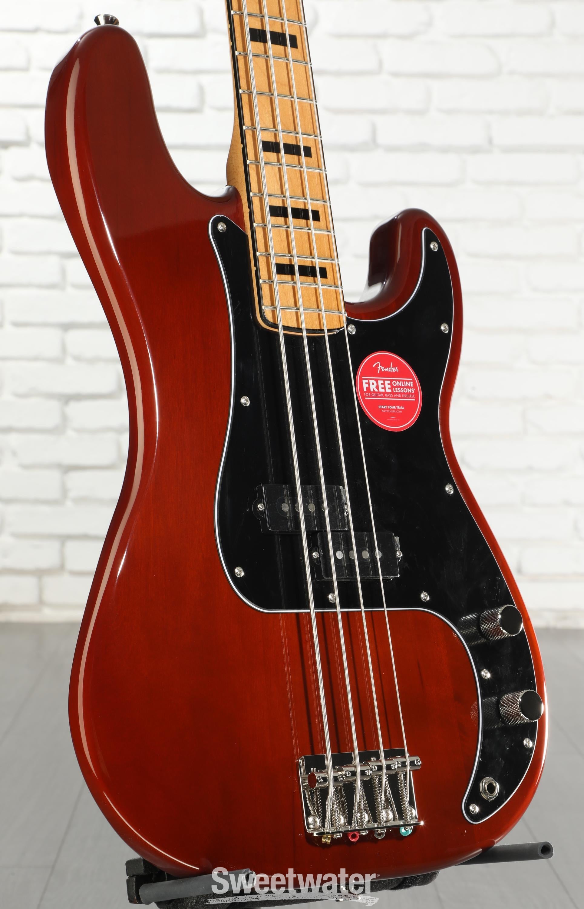 Squier Classic Vibe '70s Precision Bass - Walnut | Sweetwater