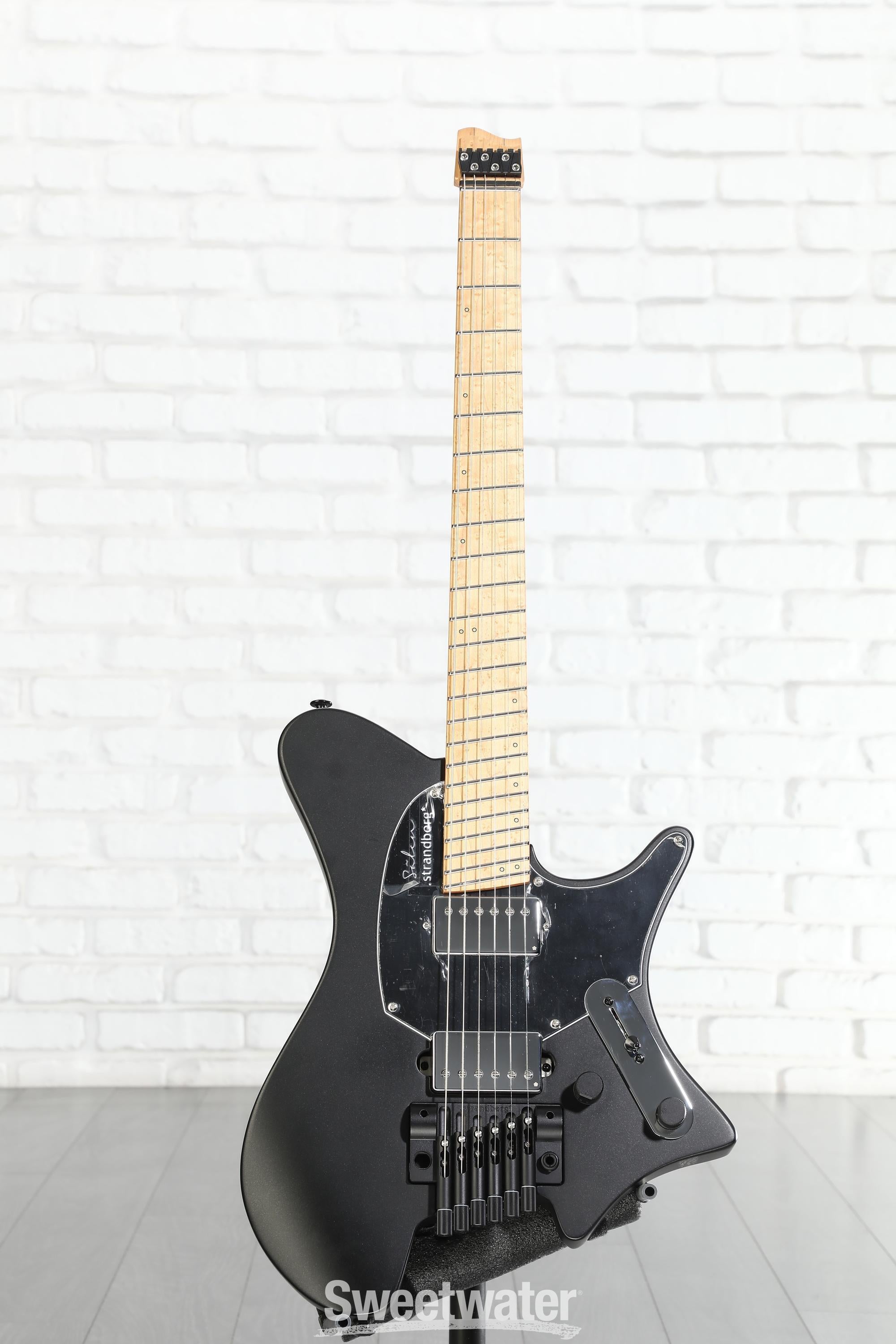 Strandberg Sälen Classic NX 6 Tremolo Electric Guitar - Black