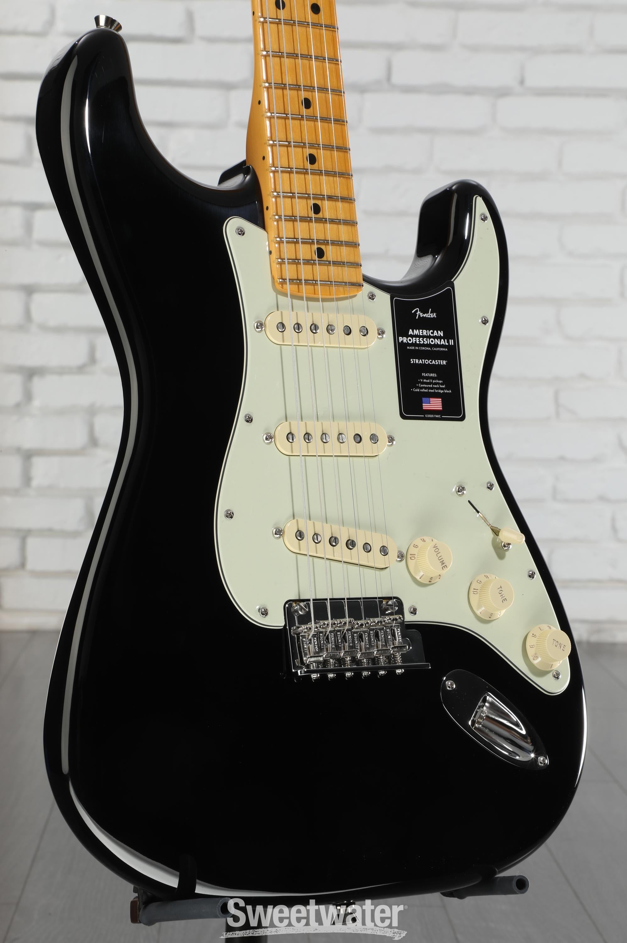 美品！FENDER American Professional II Fender American Professional II Stratocaster - Black with