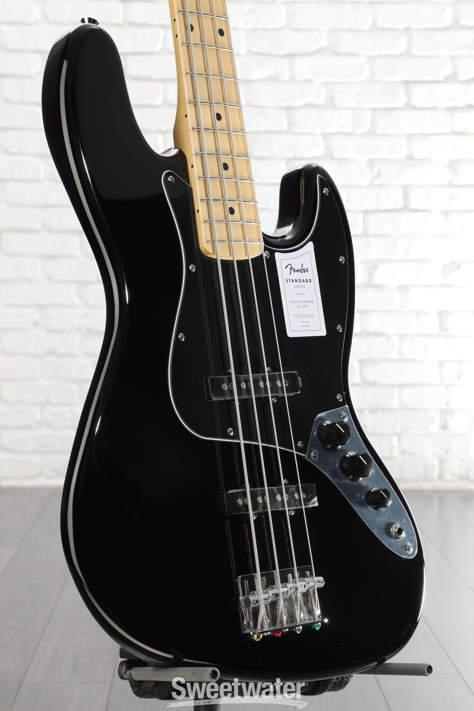 Fender Jazz Bass ブラック　Qシリアル Fender Standard Jazz Bass - Black, Maple Fingerboard | Sweetwater