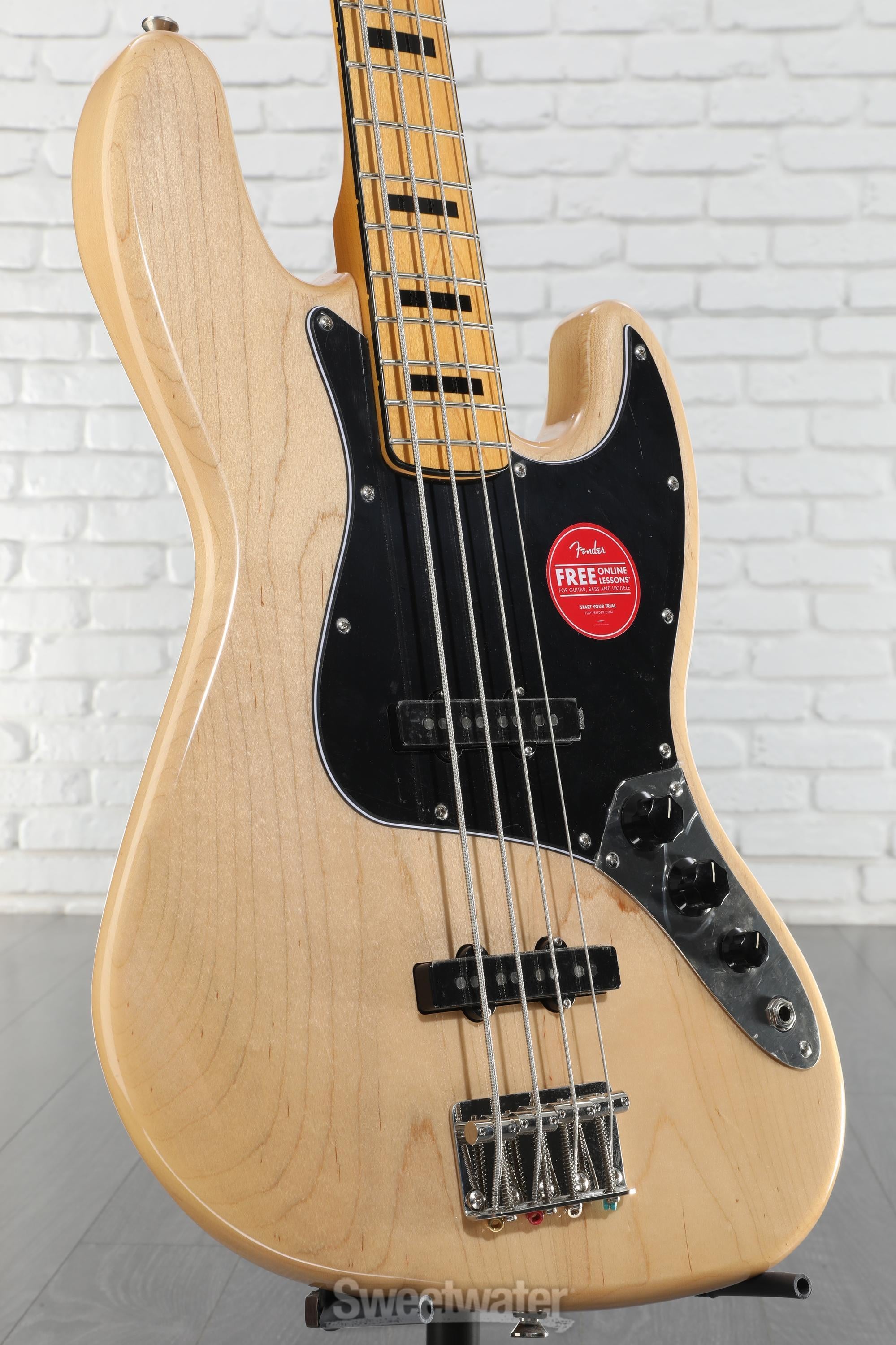 新品級 squier classic vibe '70s jazz bass Squier Classic Vibe '70s Jazz Bass Maple Fingerboard Natural