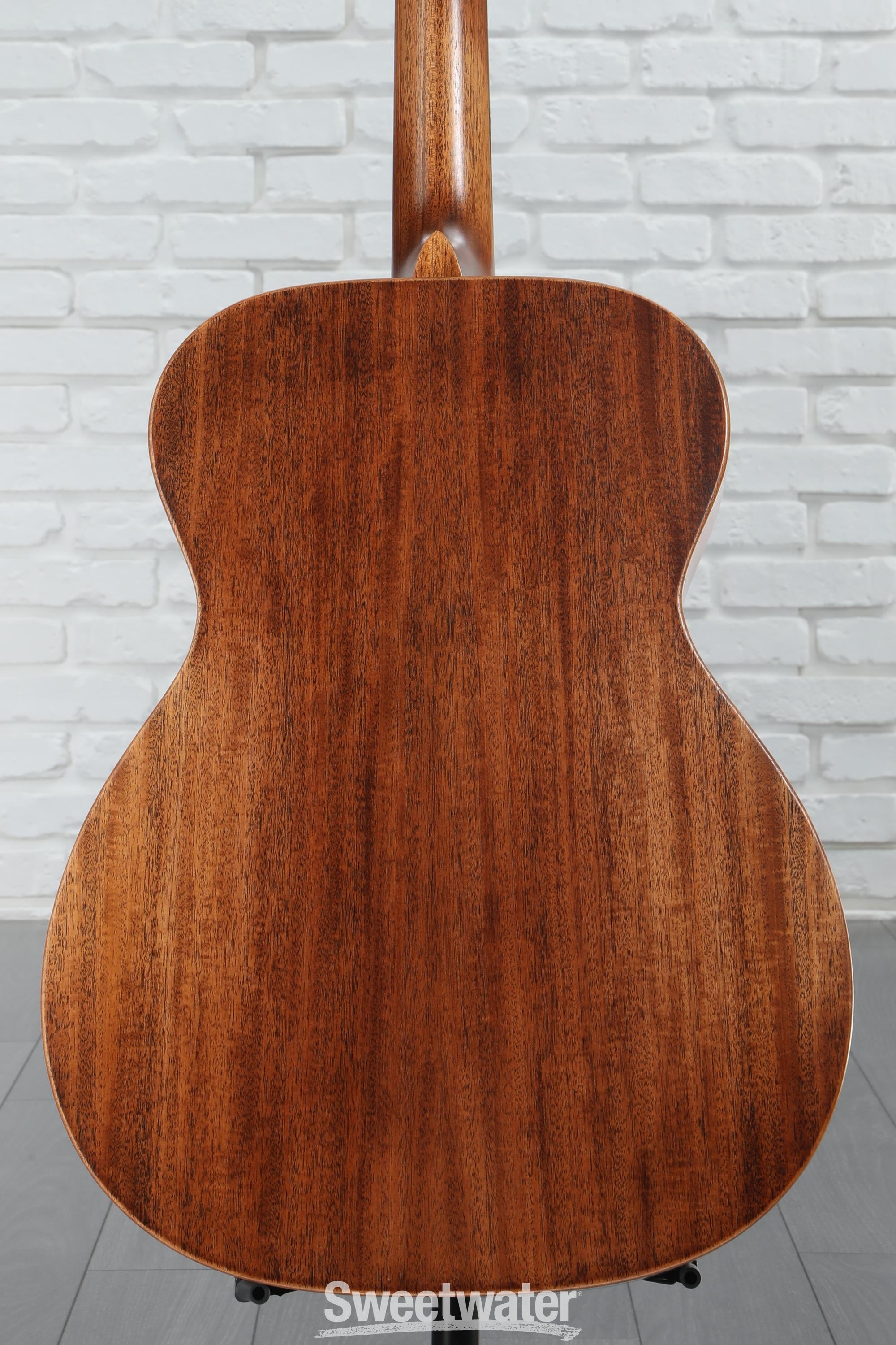 Martin 000-15M StreetMaster Acoustic Guitar - Distressed