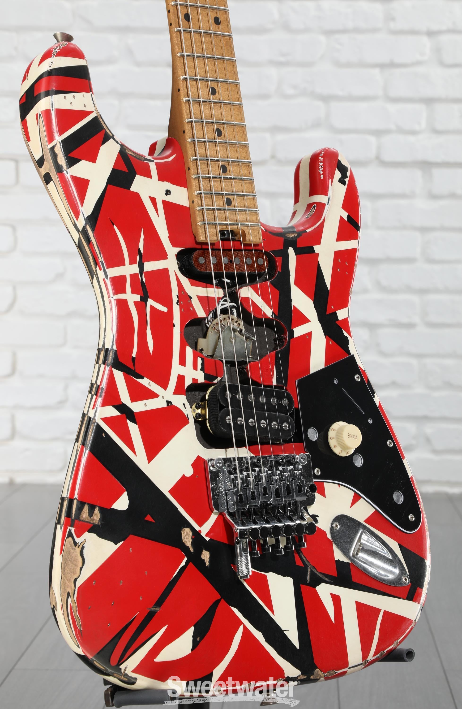 EVH Striped Series Frankenstein Relic - Red/Black/White