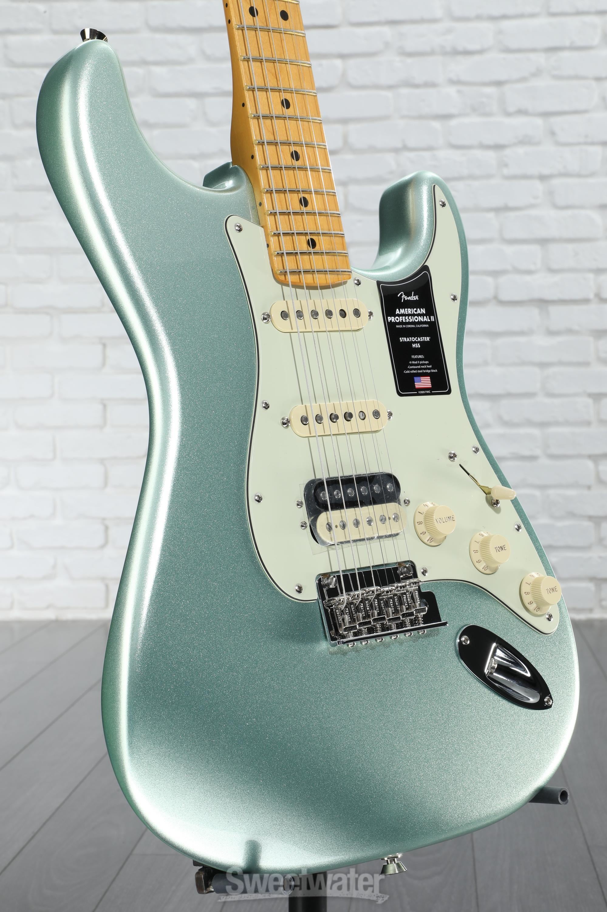 Fender American Professional II Stratocaster HSS - Mystic Surf