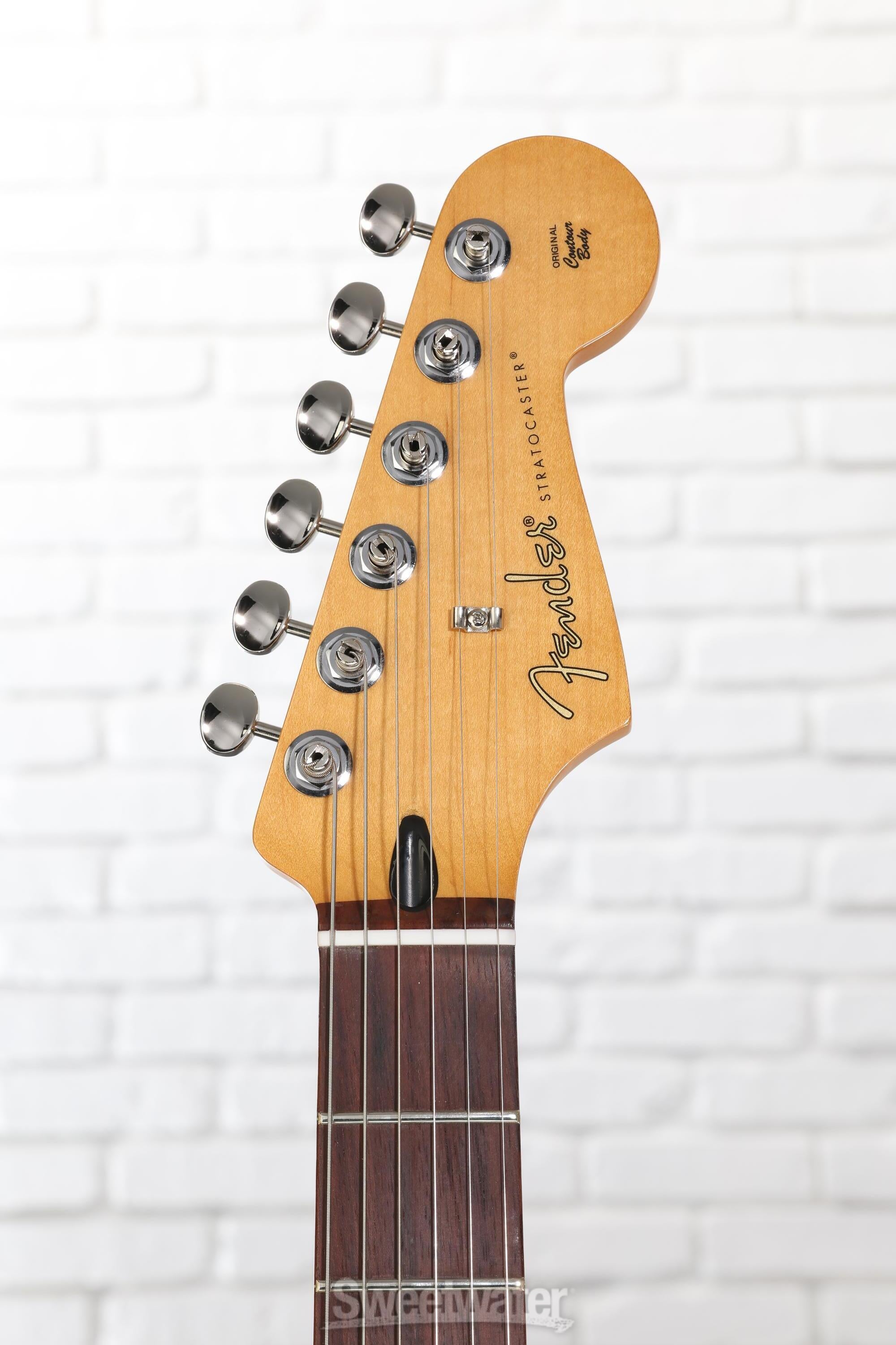 Fender Player II Stratocaster Electric Guitar - 3-color Sunburst with Rosewood Fingerboard