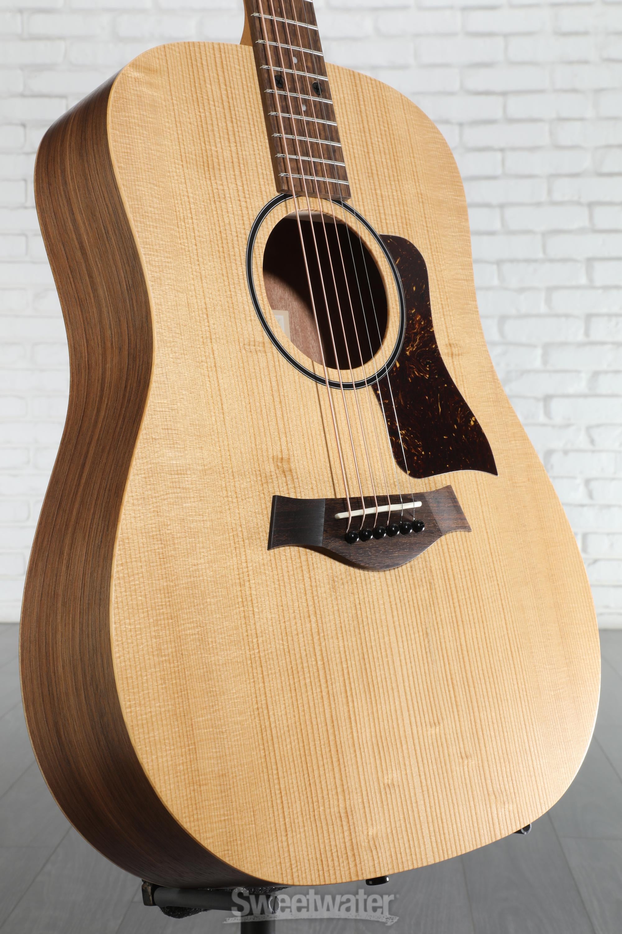 Taylor Big Baby Taylor BBT - Natural | Sweetwater