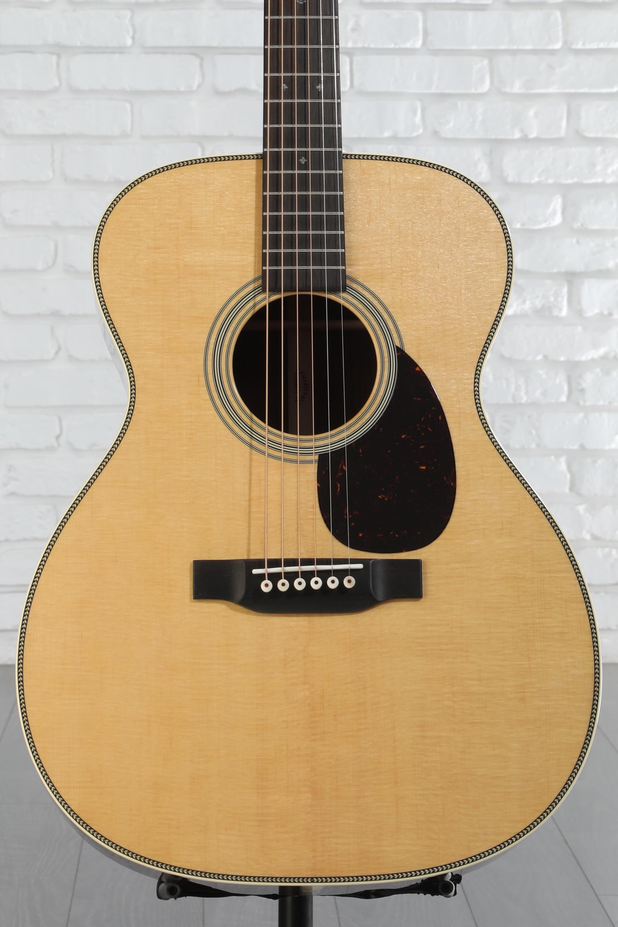 Martin OM-28 スタンダード Martin 00-28 Acoustic Guitar | Martin Guitar