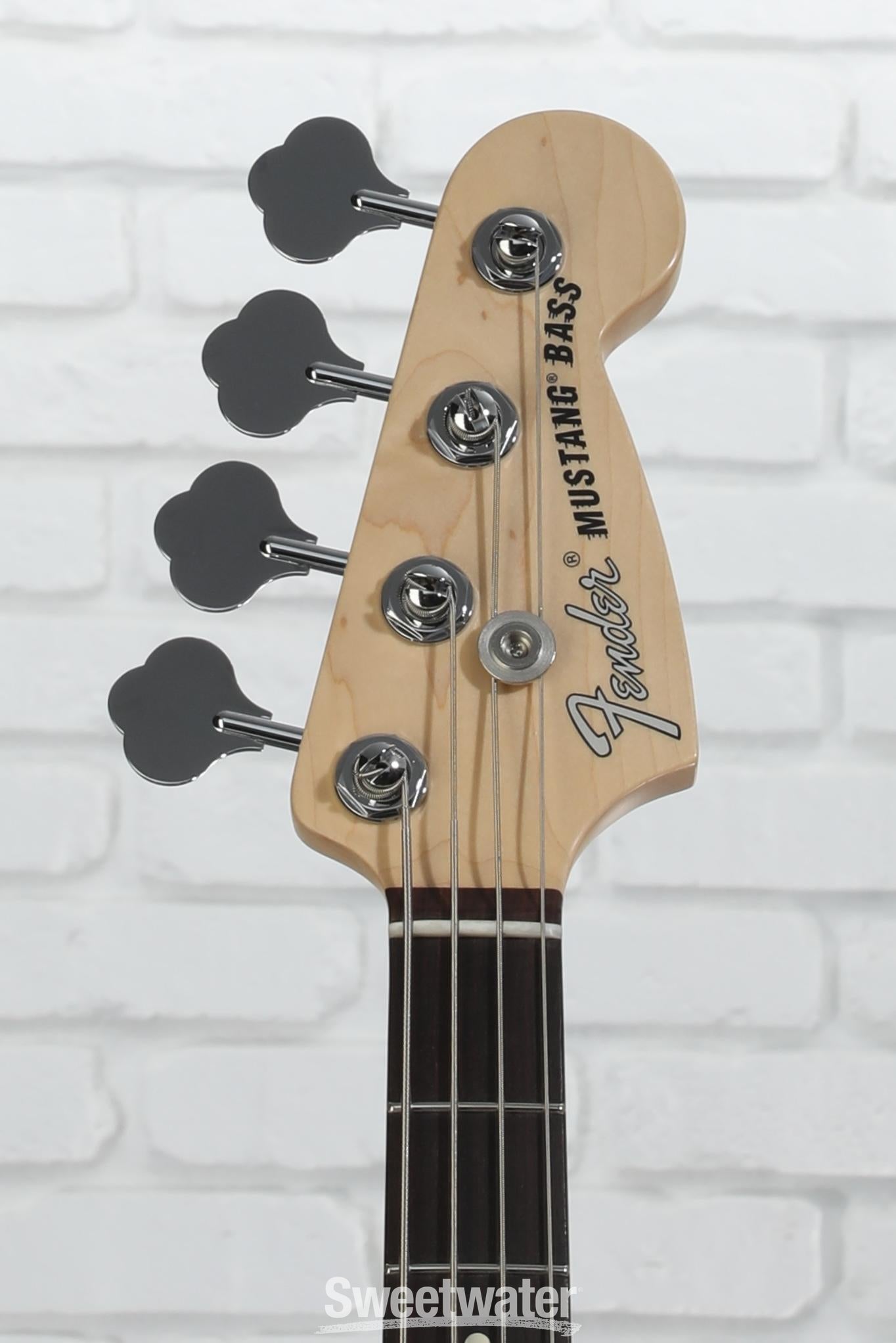 ベース Fender American Performer Mustang Bass Fender American Performer Mustang Bass - Arctic White with