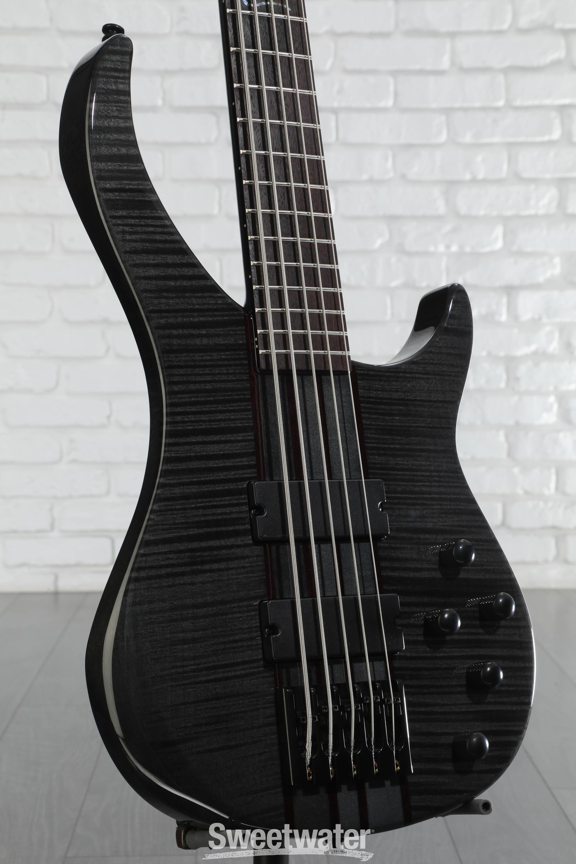 Peavey Cirrus 5 Electric 5-string Bass Guitar - Trans Black