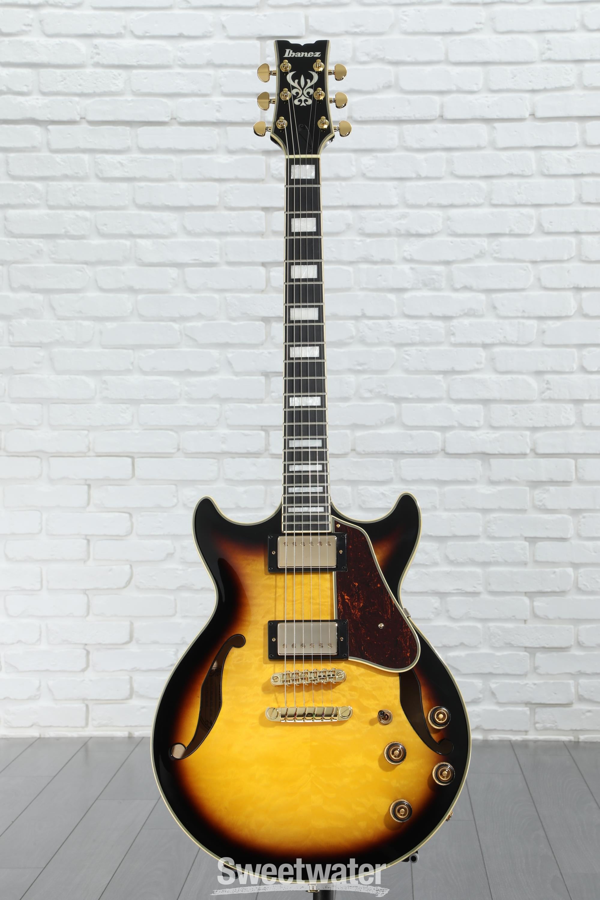 Ibanez Artcore Expressionist AM93QM Semi-hollow Electric Ibanez Artcore Expressionist AM93QM Semi-hollow Electric