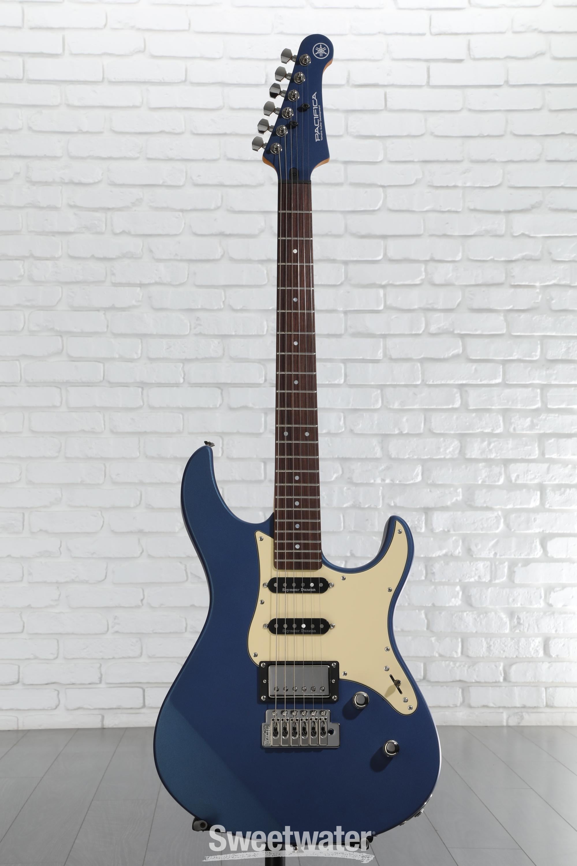 Yamaha PAC612VIIX Pacifica Electric Guitar - Matte Silk Blue