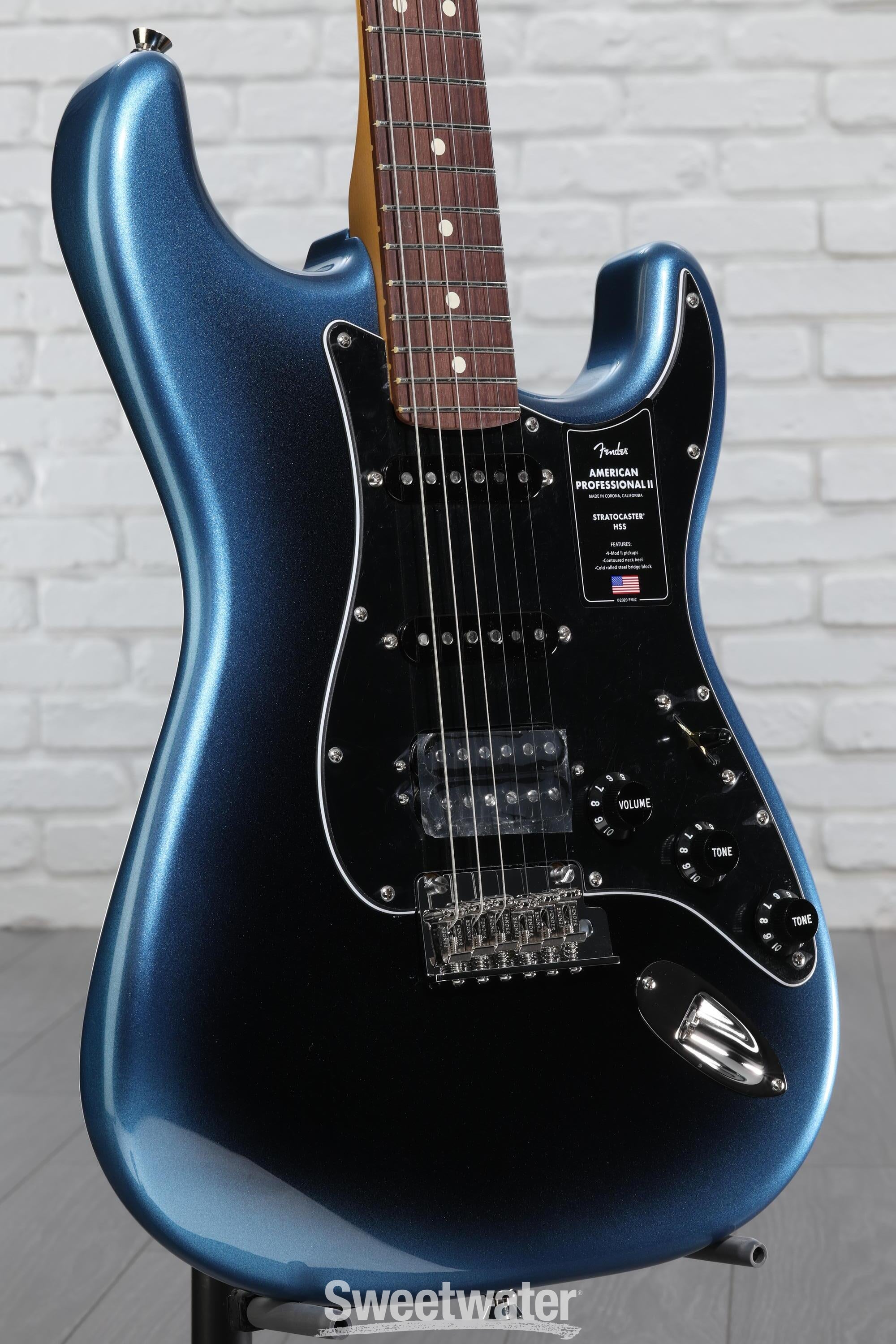 Fender Fender American Professional II Stratocaster HSS Dark