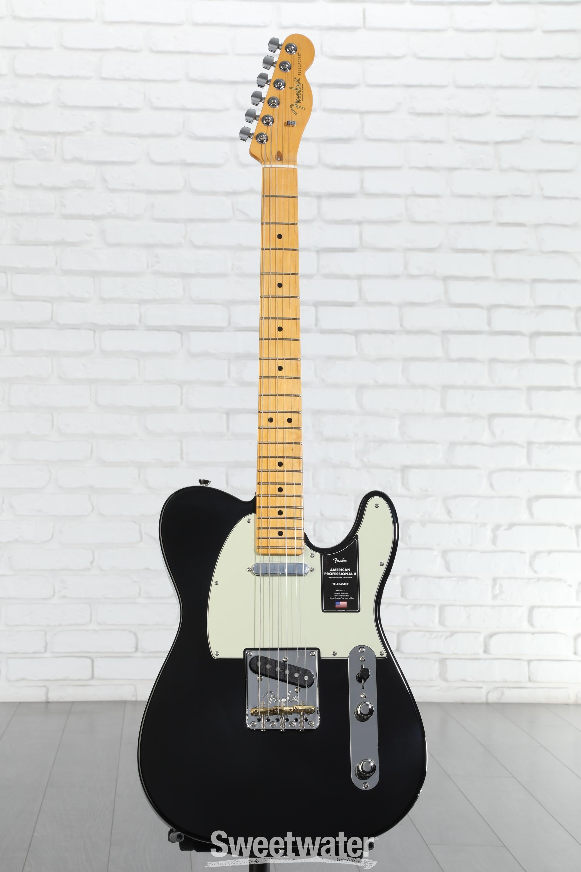 Fender American Professional II Telecaster - Black with Maple