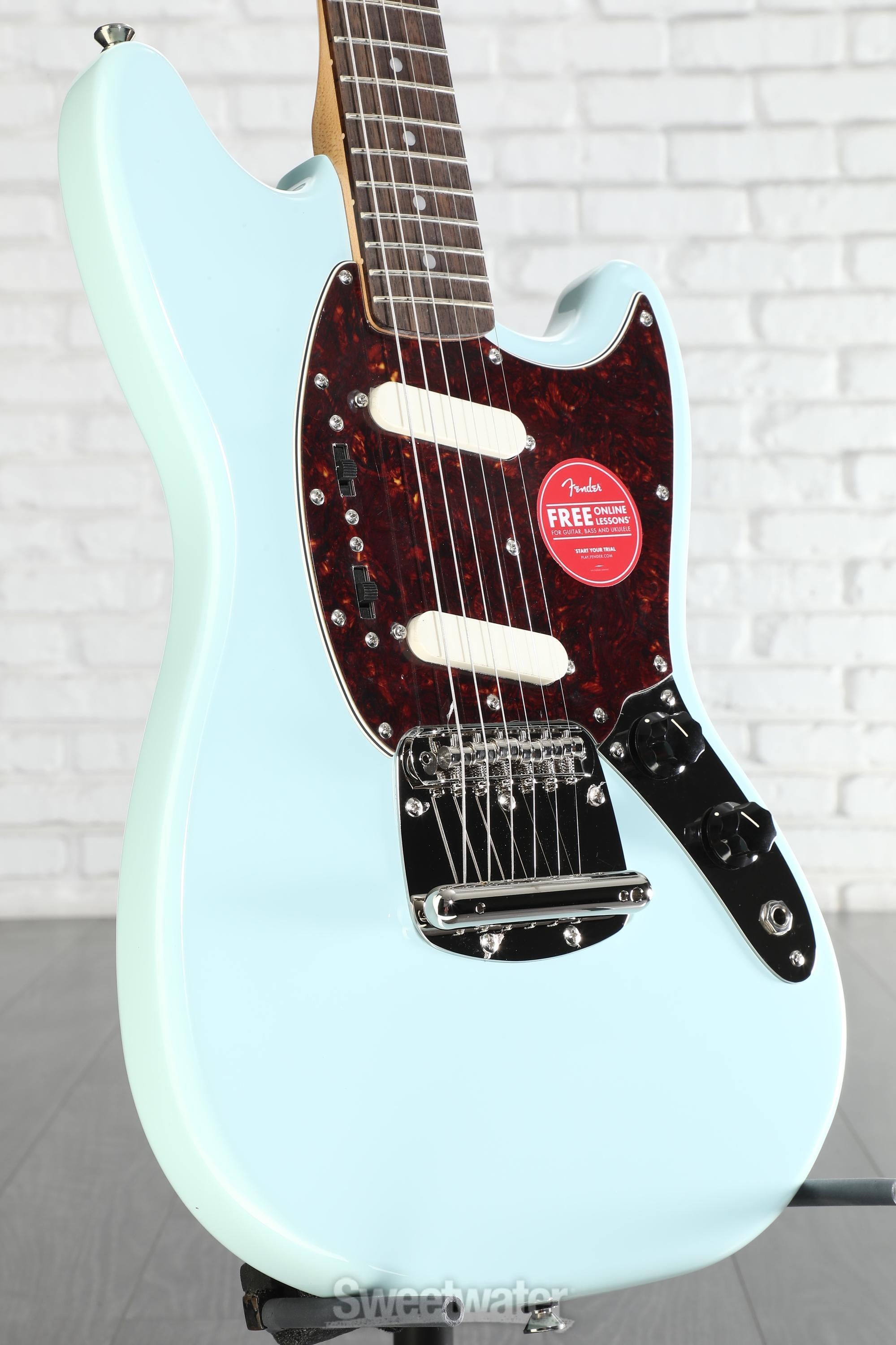 Squier Classic Vibe '60s Mustang Electric Guitar - Sonic Blue