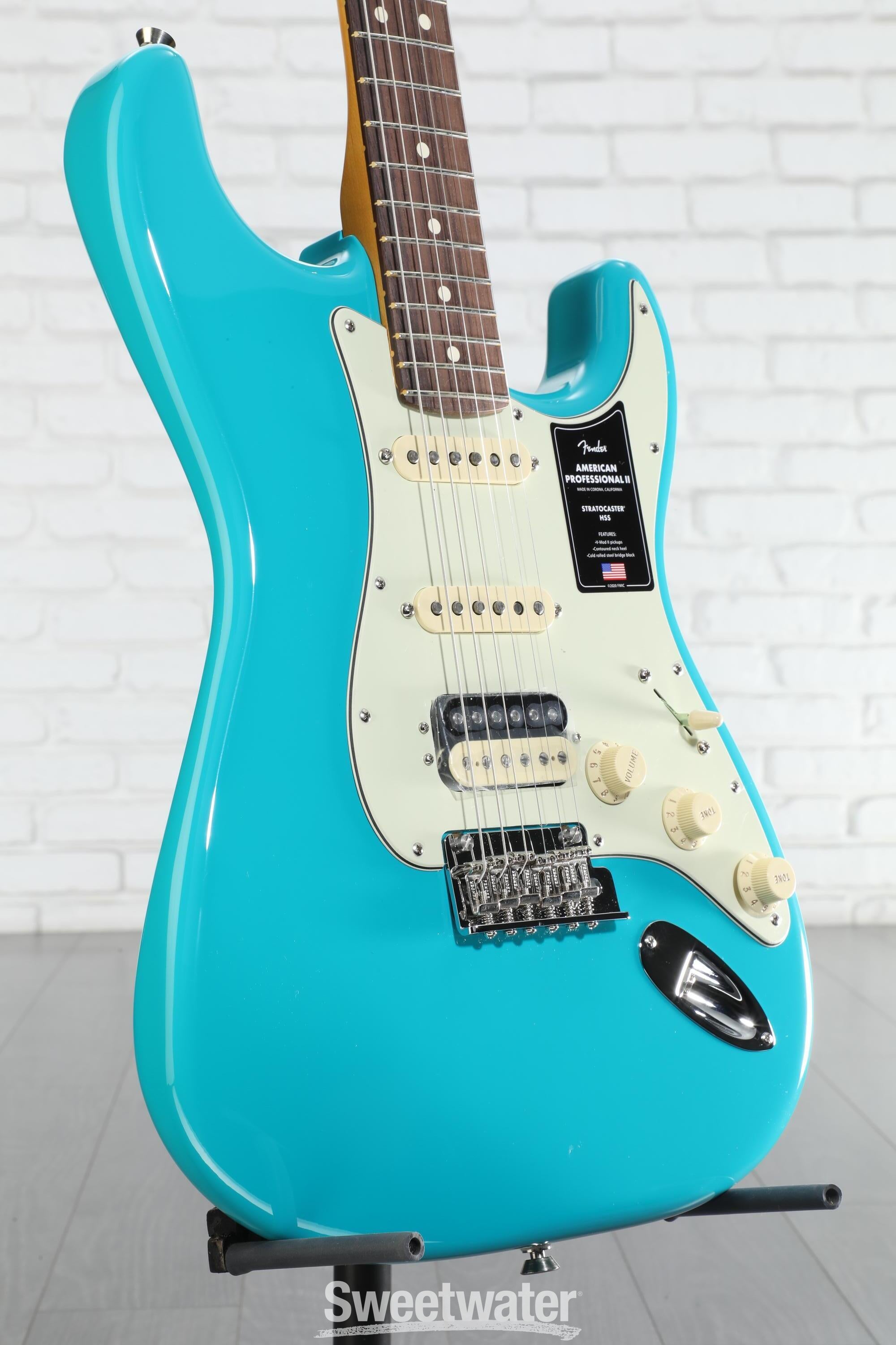 Fender American Professional II Stratocaster HSS - Miami Blue with