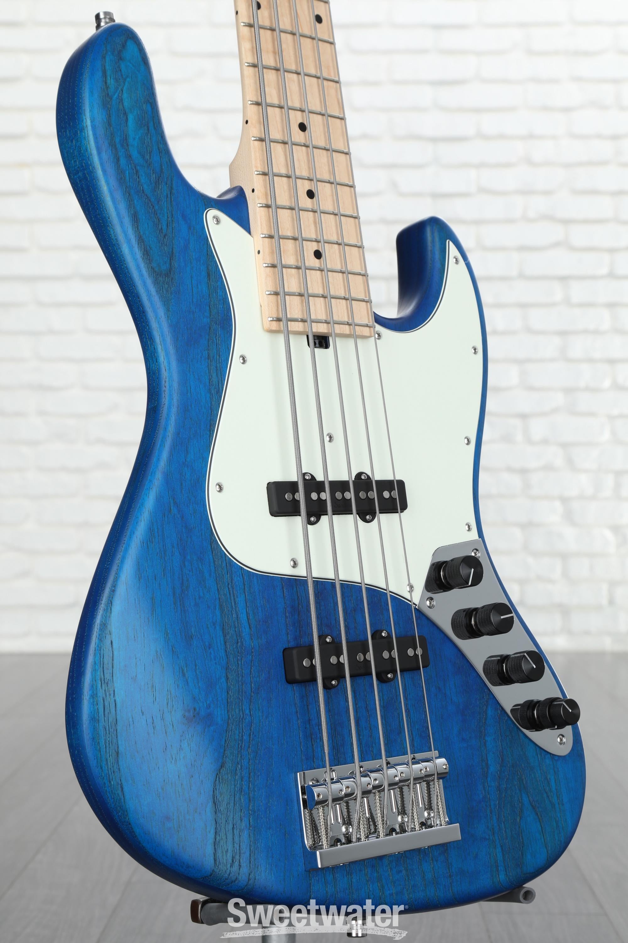 Sadowsky MetroLine 21-fret Vintage J/J Bass, Swamp Ash Body, 5-string -  Ocean Blue Transparent Satin