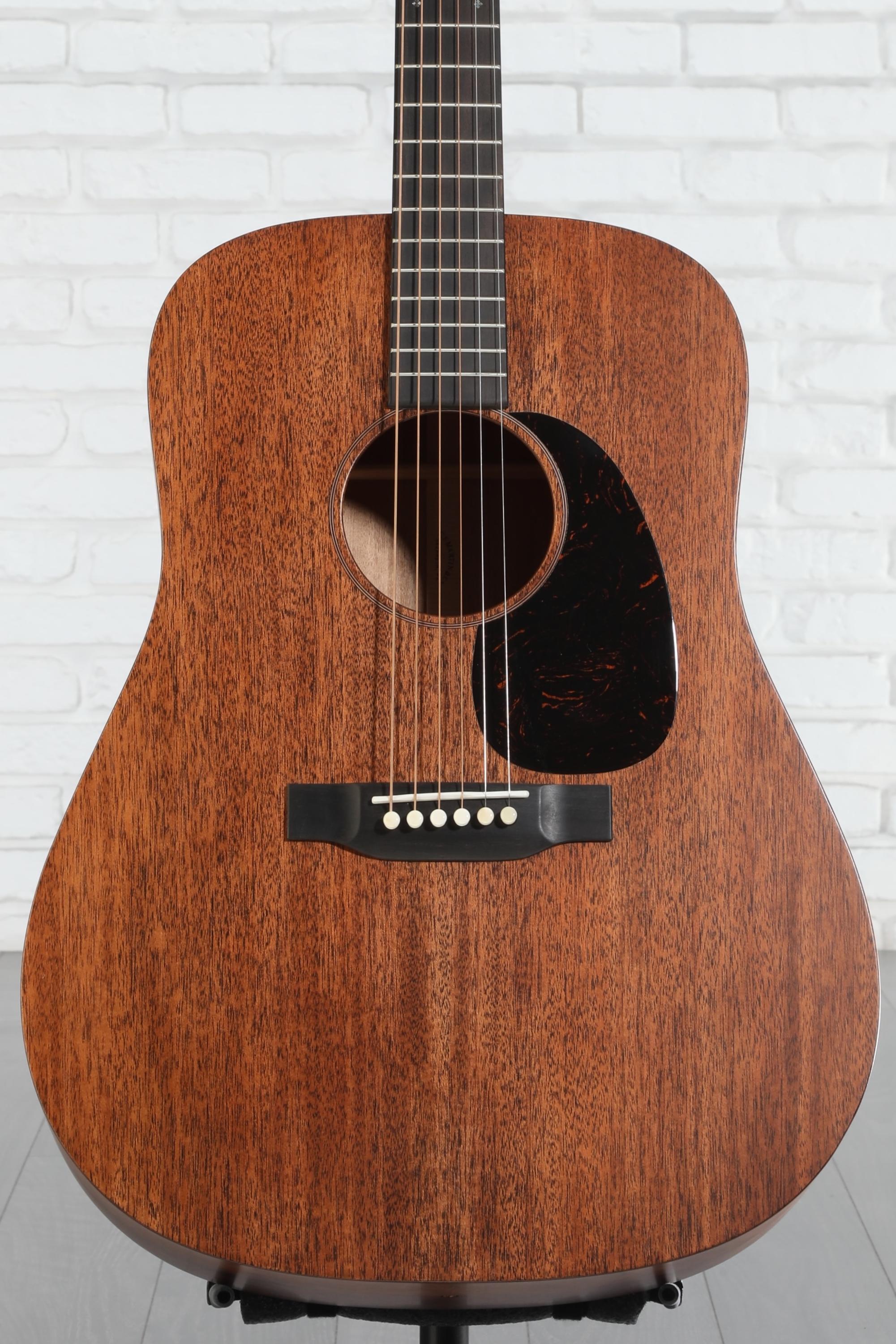 ギター Martin Guitars: A Technical Reference Receiving and Discussing the Value of Martin Guitar Tech Reference