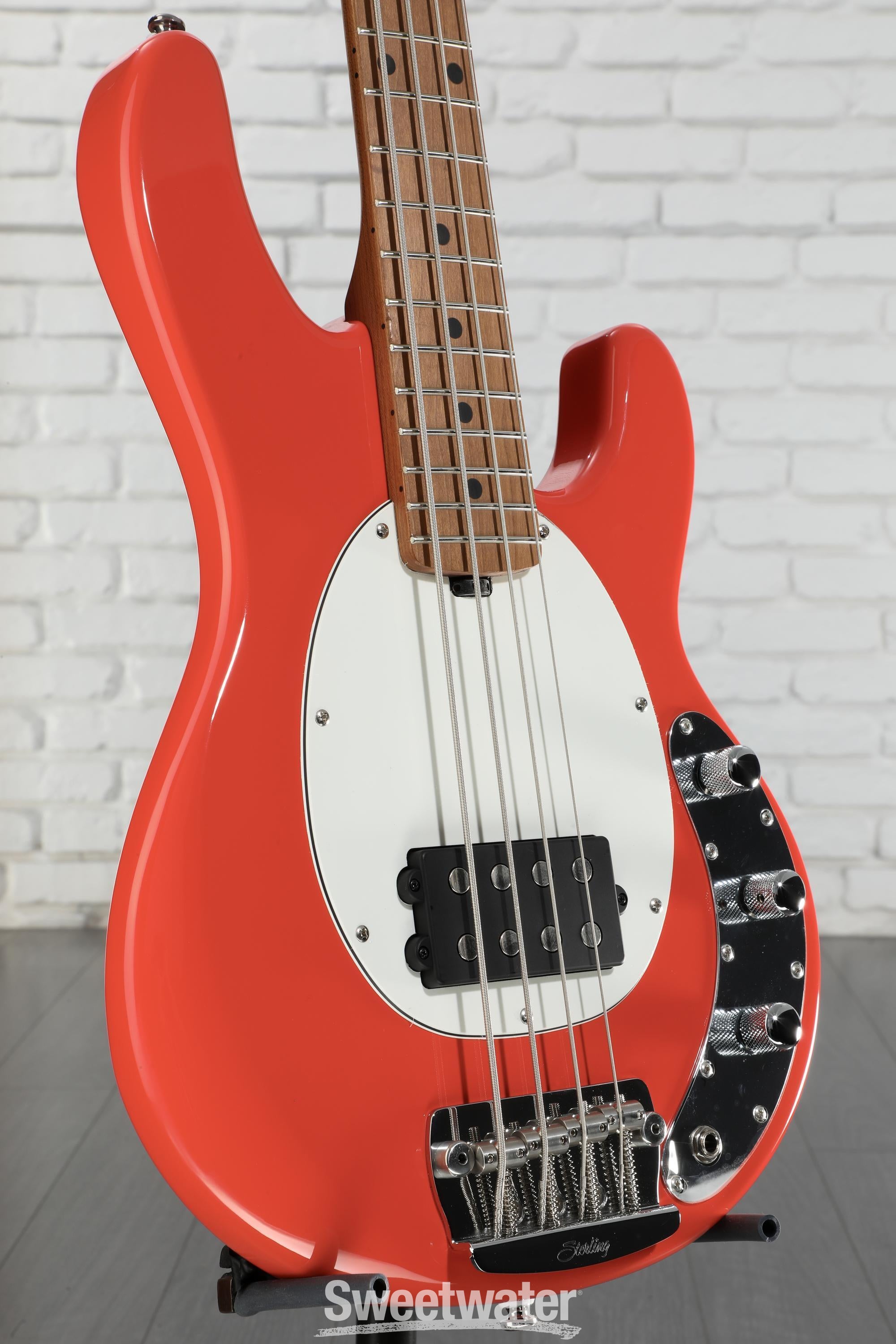 Sterling By Music Man StingRay RAYSS4 Short-scale Bass