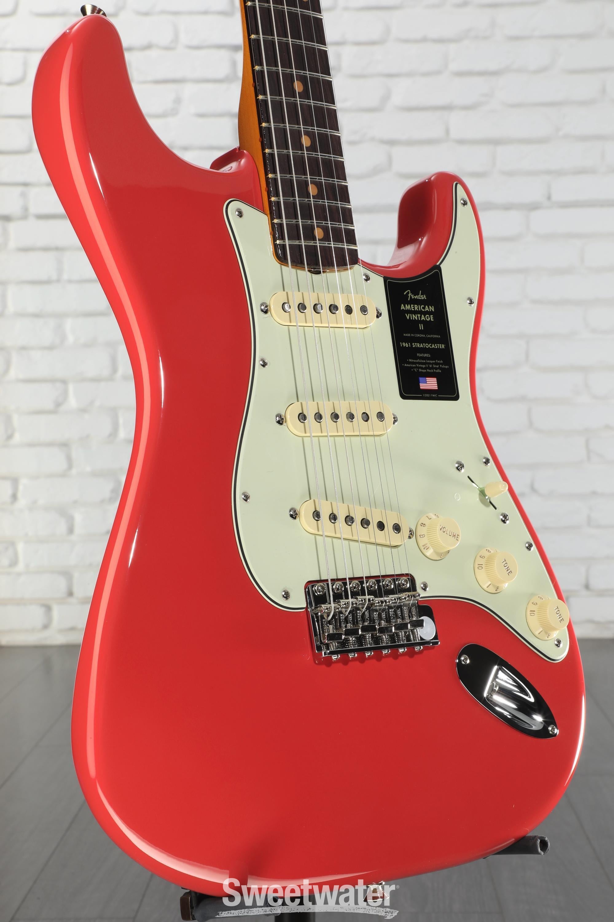 American vintageストラトキャスター/fiesta red 最終 American vintageストラトキャスター/fiesta red 最終 Fender American