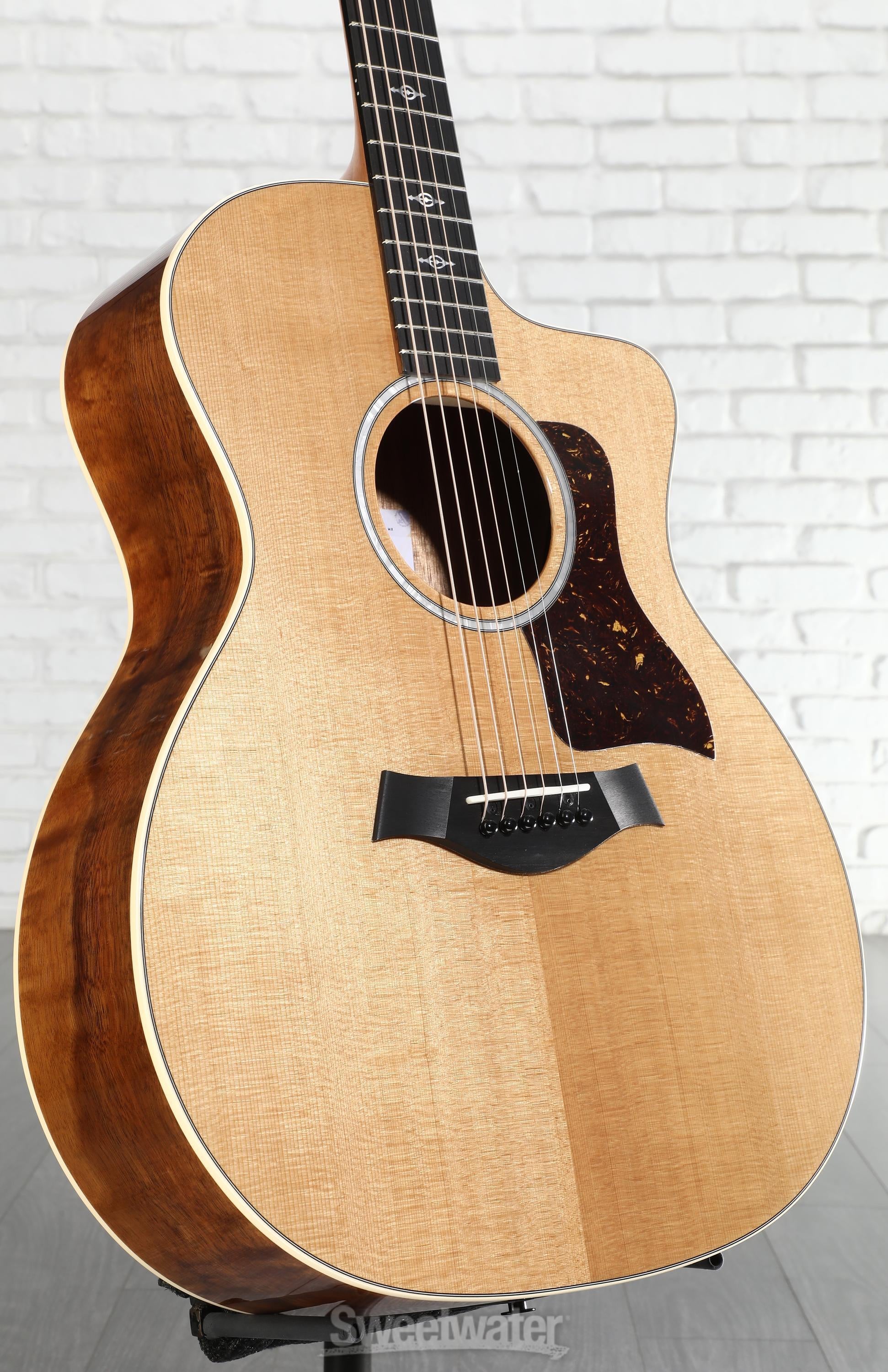 Taylor 214ce-K DLX Acoustic-electric Guitar - Natural | Sweetwater