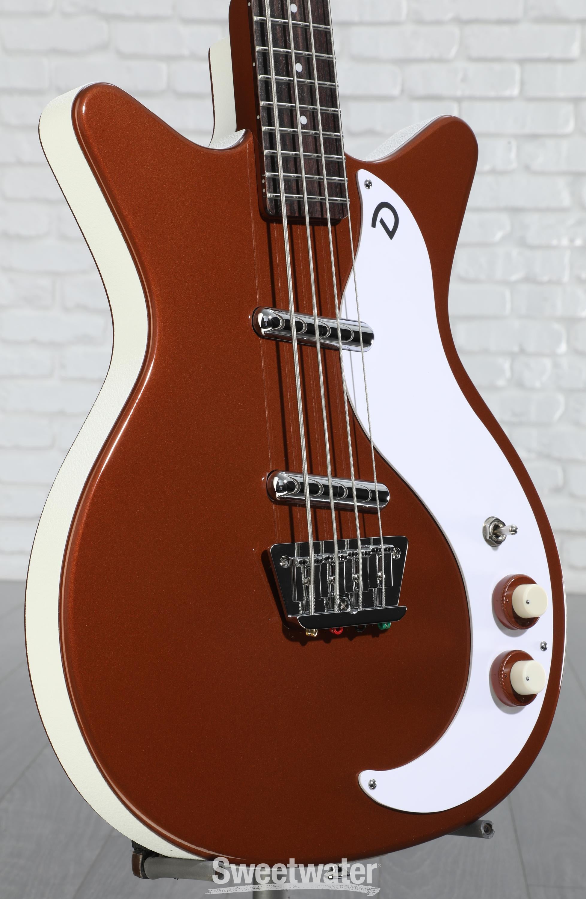 Danelectro '59DC Short Scale Bass Guitar - Copper | Sweetwater