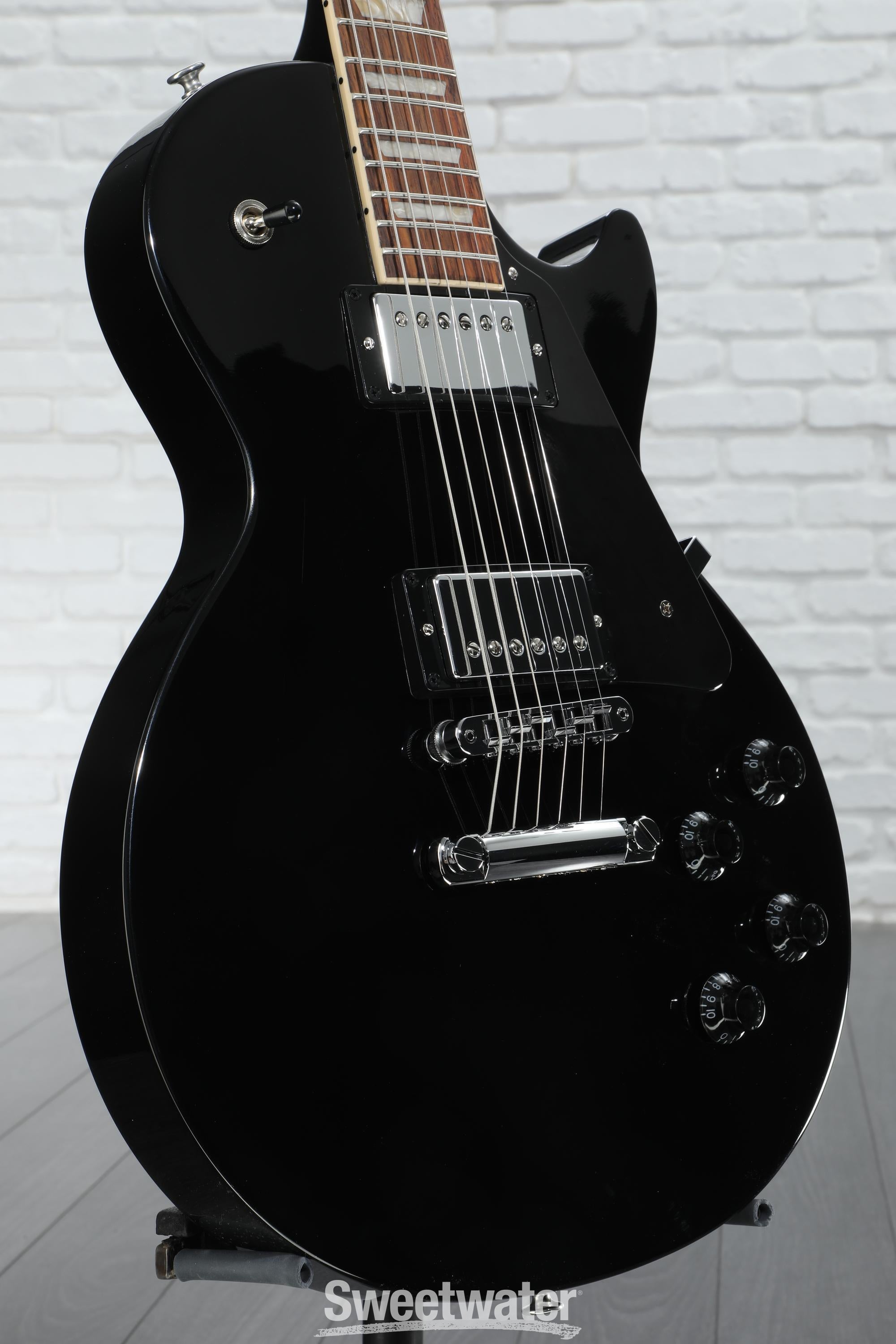 ギター Gibson USA Les Paul Studio Ebony Gibson Les Paul Studio Electric Guitar - Ebony | Sweetwater